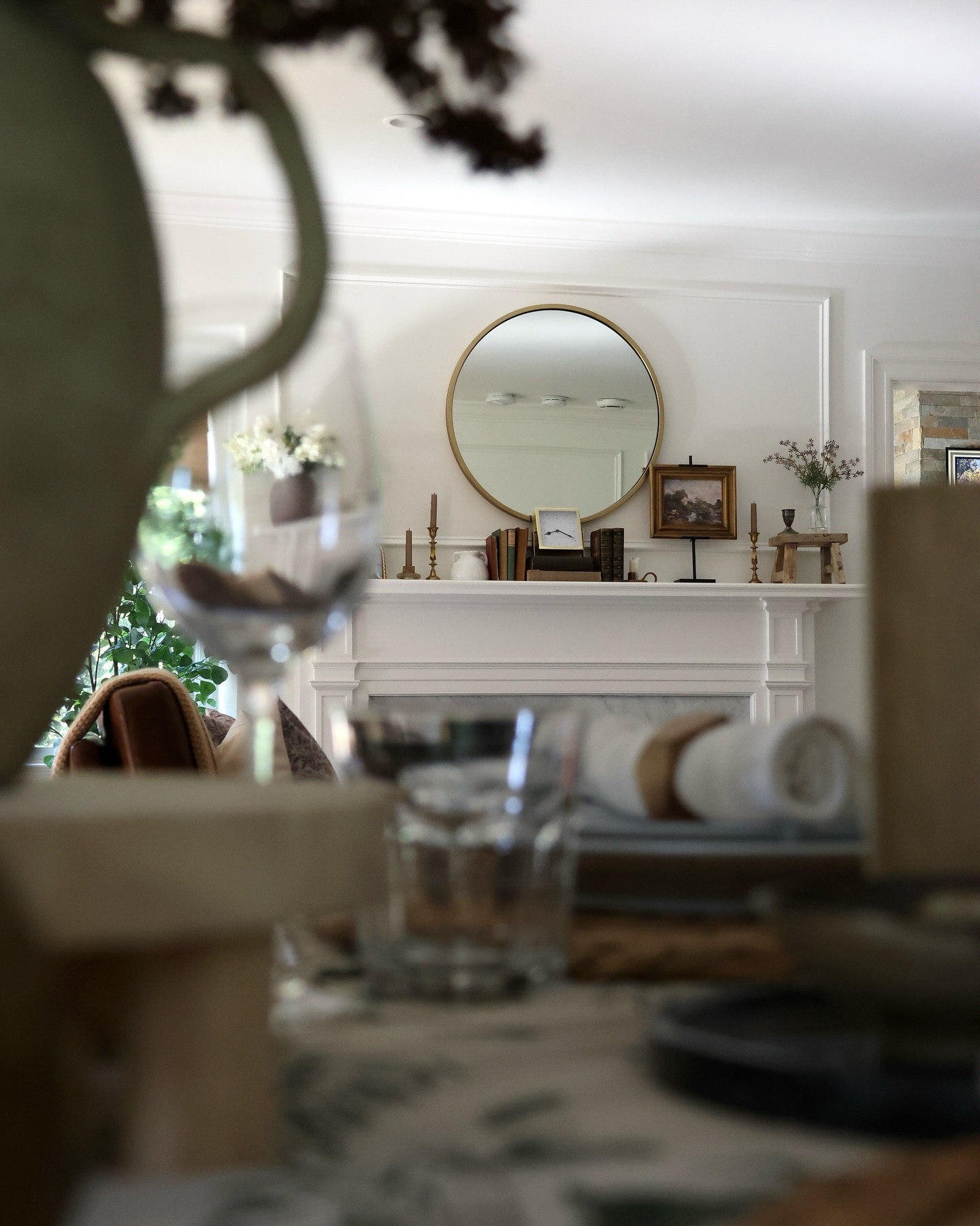 Friday stills 📸 dining room edition 🐰🍷 🍽️

Wishing everyone a wonderful weekend! For those celebrating Easter Sunday and the close of Passover, enjoy spending time with your family and friends 🥂🥰
.
.
.
FOLLOW @colettemarieinteriors and LIKE | SHARE | SAVE for more home inspo 🤎

↑ SHOP my LTK account 🔗 in bio

_________________________________________

Dining Room | Tablescape Design | Curated and Collected | Home Decor | Timeless Interiors | Rustic | Transitional Style | Cozy | Charming | Adding Character | Shop Your Home | Dinnerware | Parisian Cafe Blue | French Bistro Vibes | Home Goods for the Host