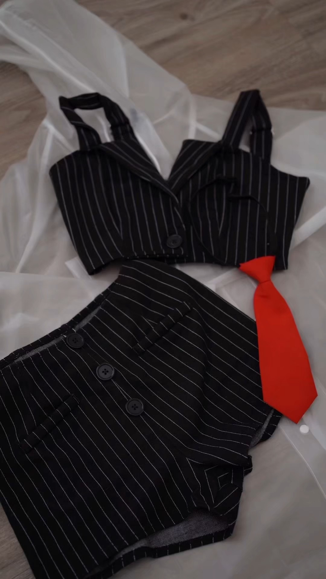 Halloween costume - American Psycho🖤💄 

#LTKSeasonal #LTKStyleTip