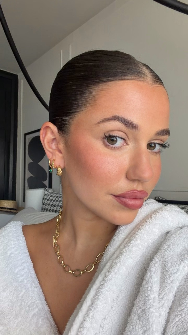 Tried out a new foundation today, 10/10

#LTKuk