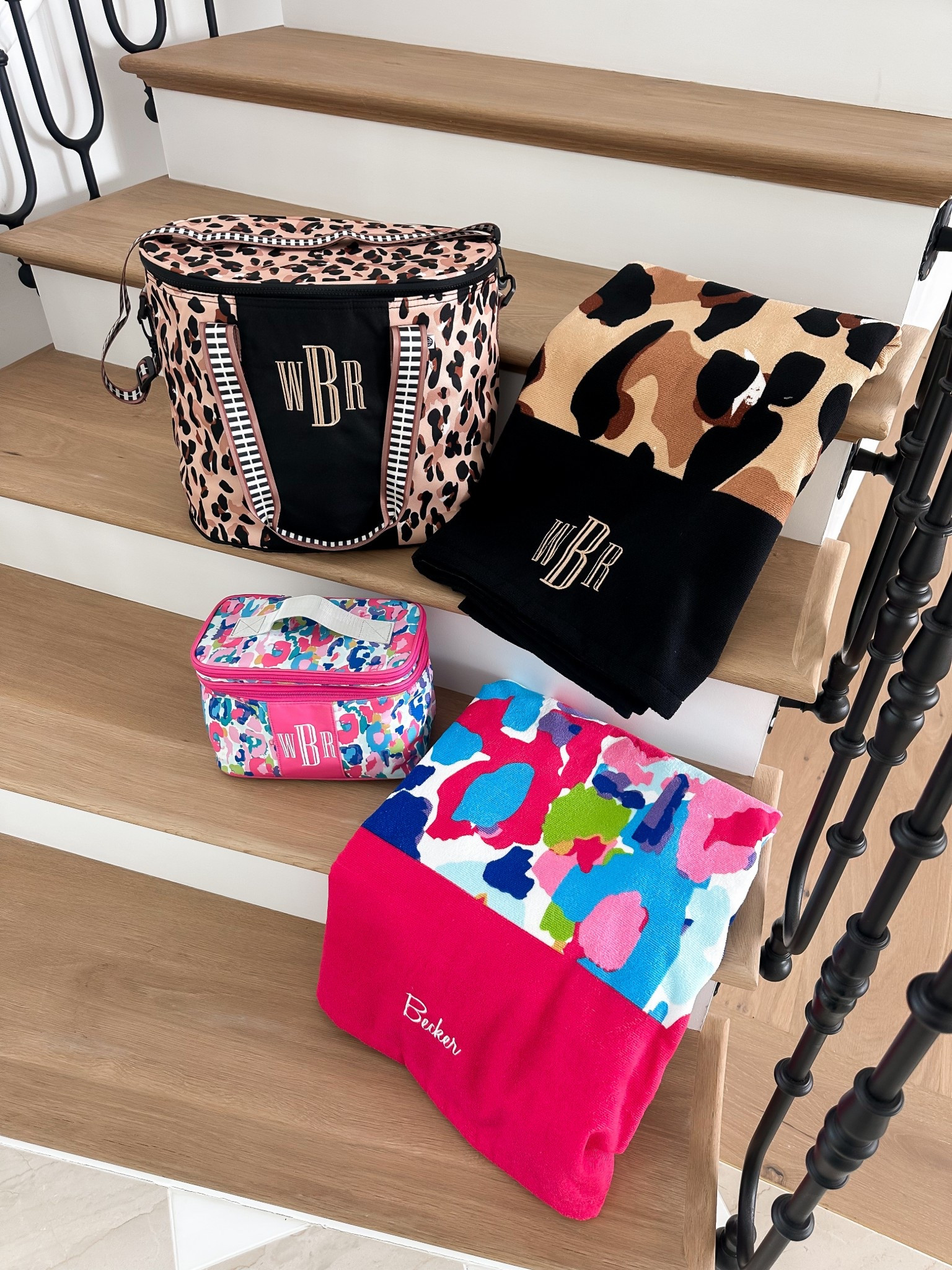 Marley Lilly HAUL! 


free shipping code WHITFREESHIP
20% OFF Sitewide* until Monday at 4pm EST with code: 20FORMOM (*some exclusions apply) 

Free Cooler with $75 purchase

#LTKTravel #LTKFindsUnder50 #LTKGiftGuide