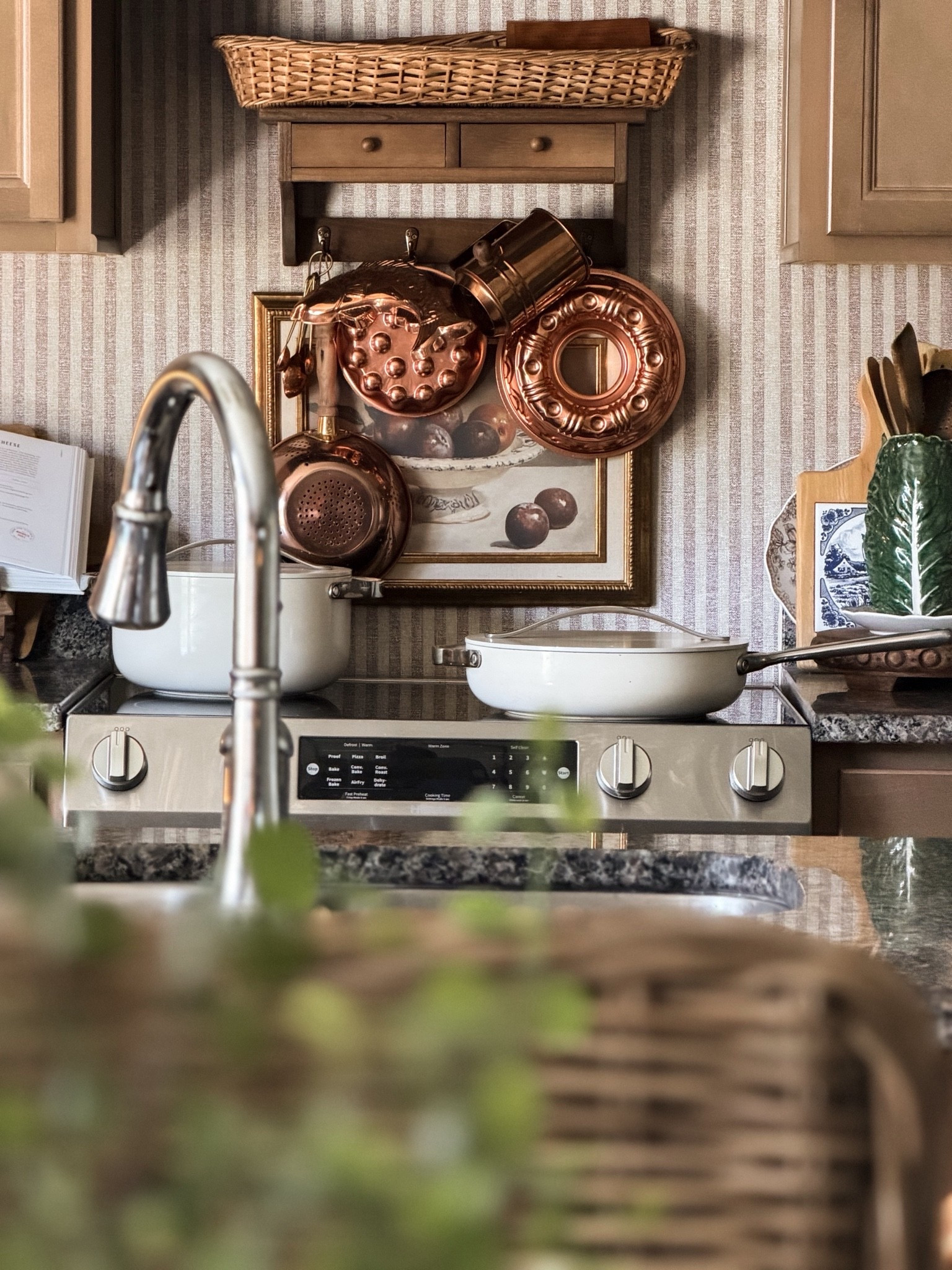 Cottage kitchen home decor & my favorite cookware.