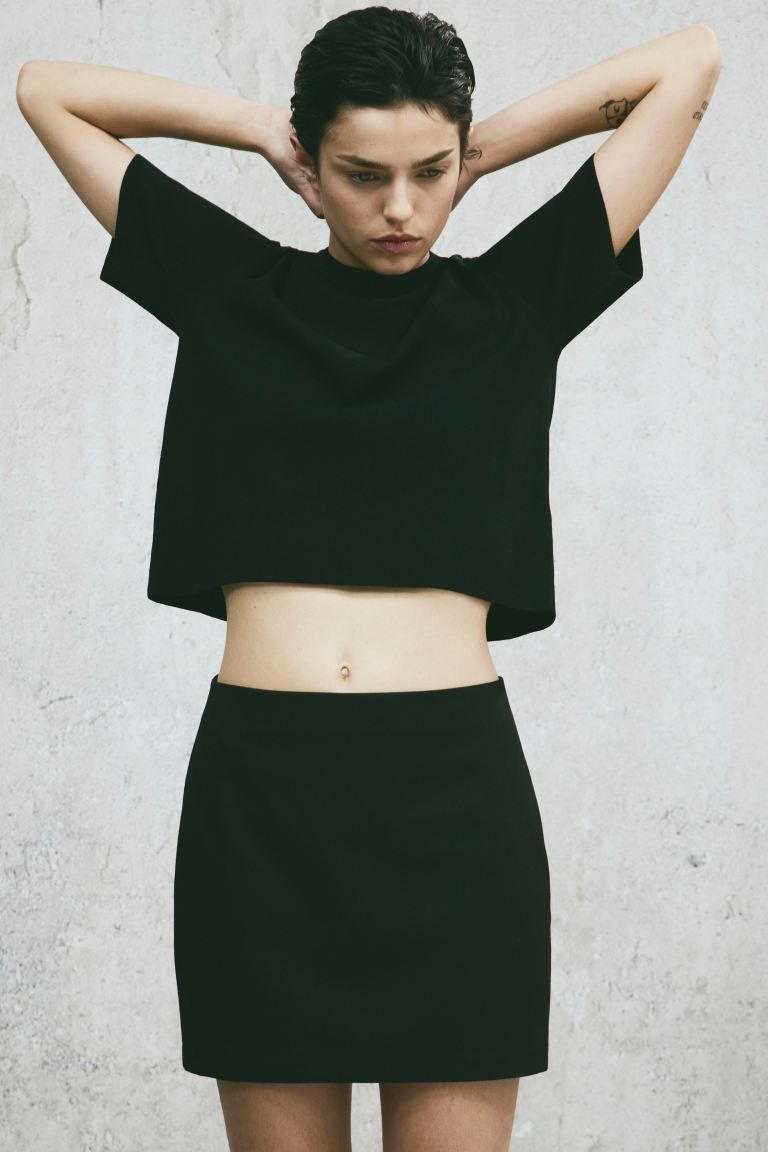 Fine-knit top - Black - Ladies | H&M GB | H&M (UK, MY, IN, SG, PH, TW, HK)