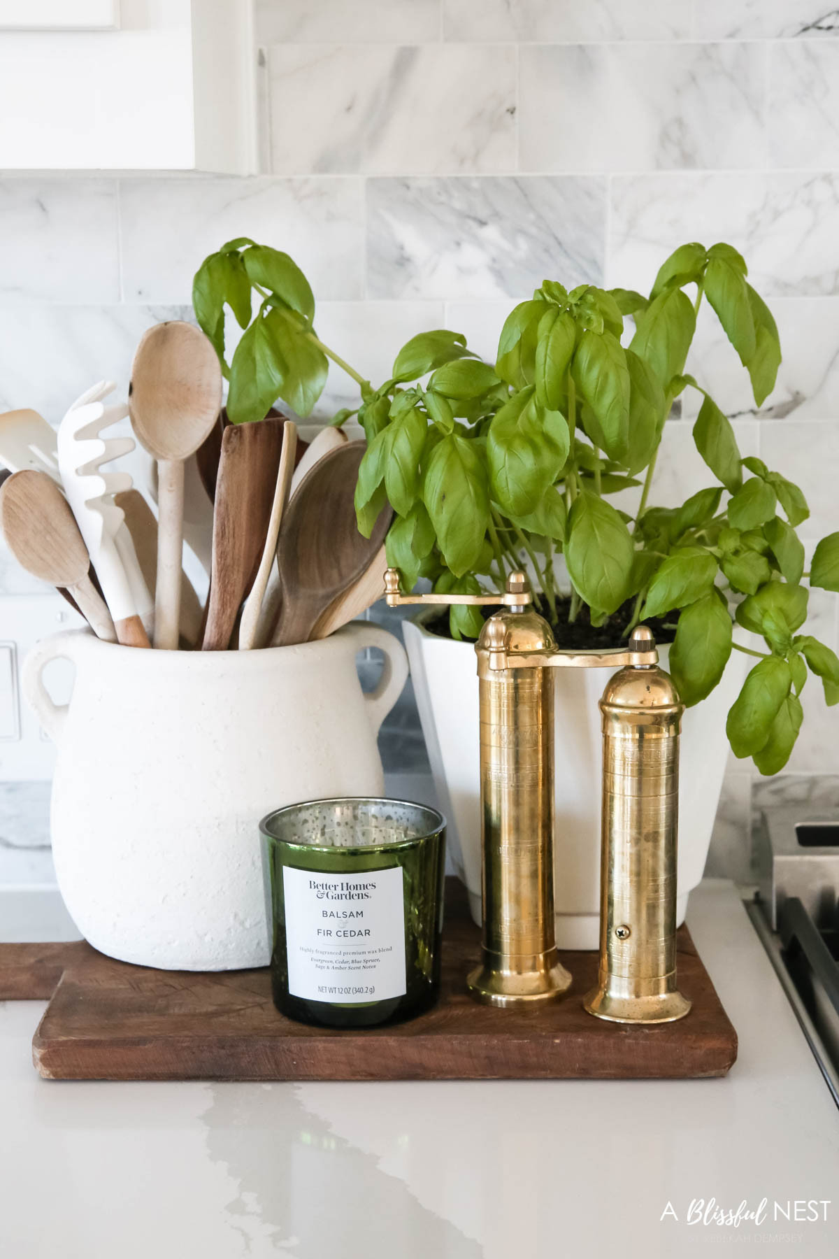 Last year’s kitchen was all about effortless holiday charm. Find the pieces to bring it home.
European mill, scented candle, Mud Pie utensil holder, wooden spoons 

 #LTKHoliday #LTKSeasonal #LTKHome