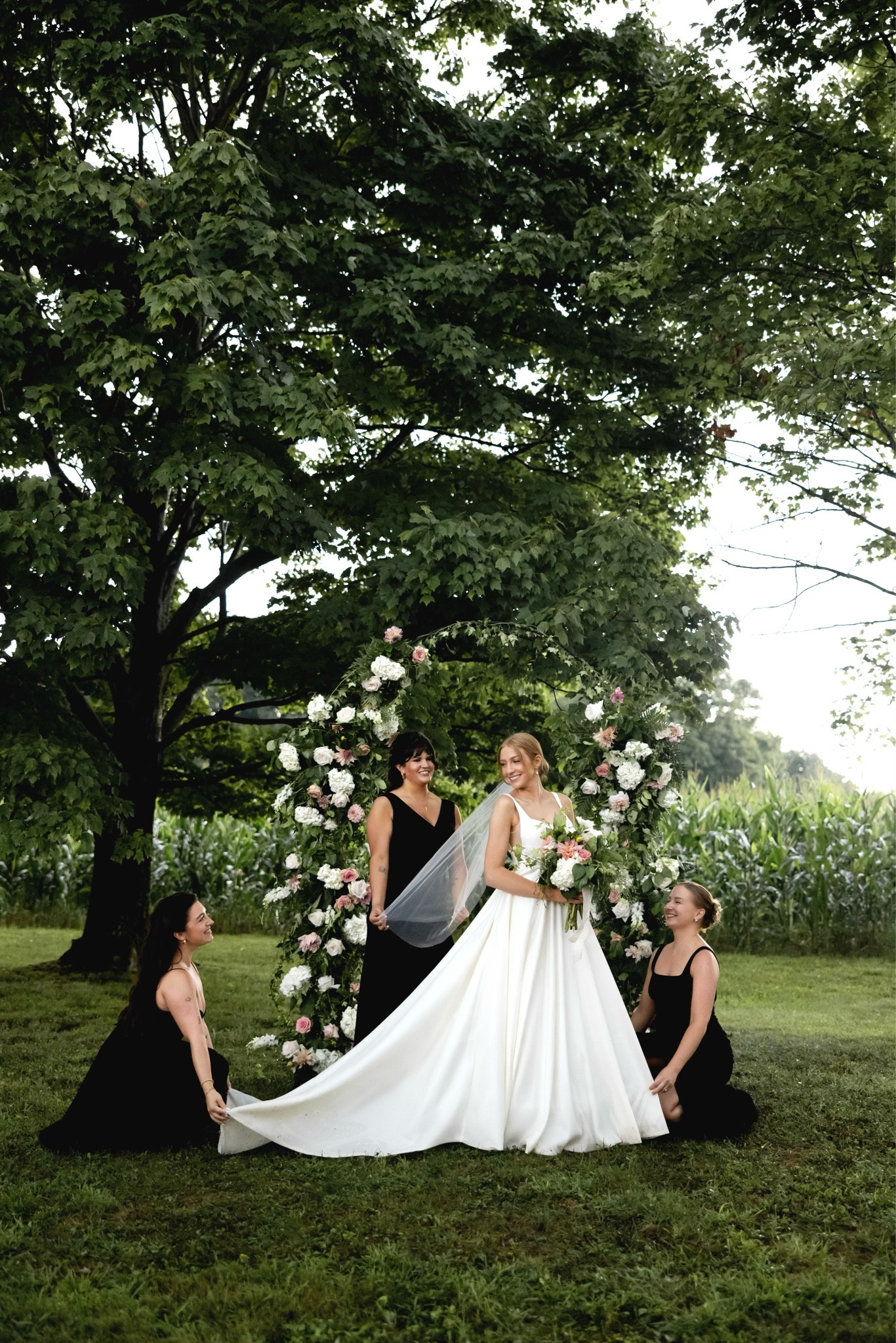 Wedding dress details 😍🤍✨


#ltkweddingdress #weddinggown #weddingdress

#LTKWedding