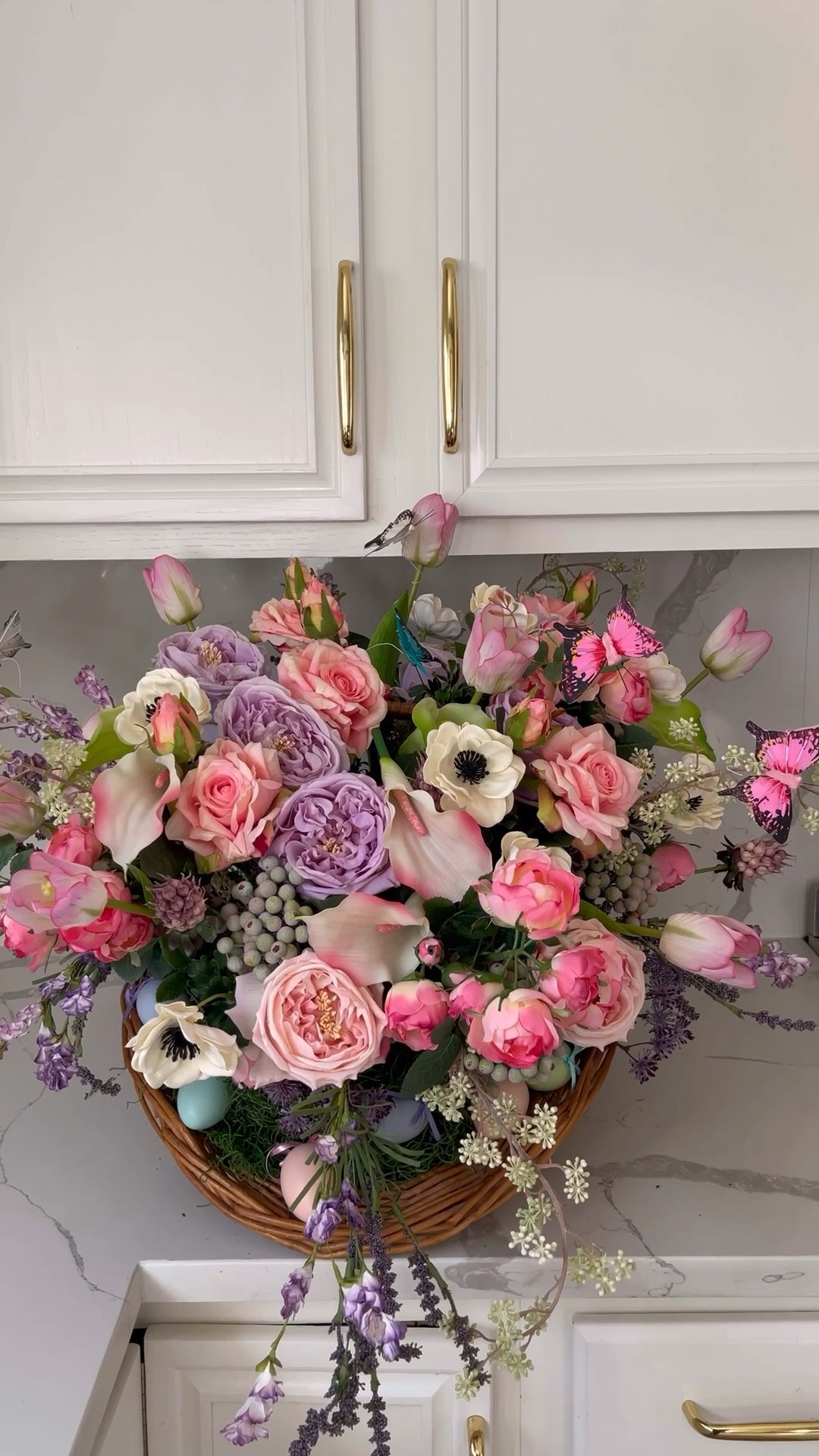 Let’s create a one of a kind, Spring floral arrangement. Ñove how this one turned out! 

#floralarrangements #luxedesigns #spring #flowerdesign #homedecor 

#LTKSpringSale #LTKHome #LTKSeasonal