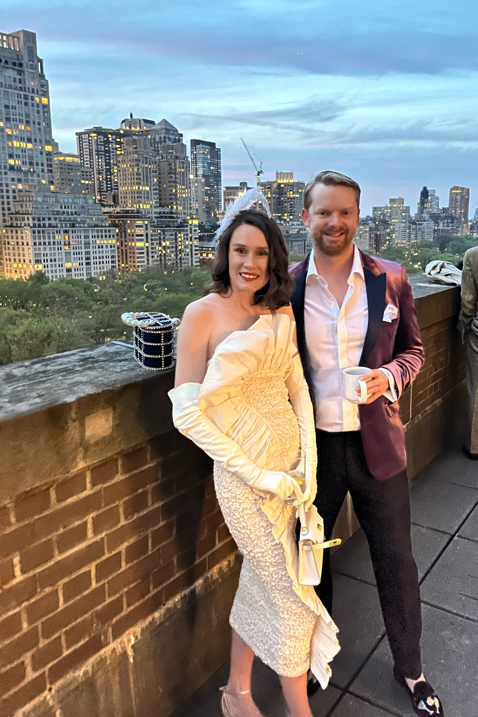 Great gatsby // 1920s // roaring 20s // roaring twenties // flapper girl // Halloween couples costume // couple costume 

#LTKunder100