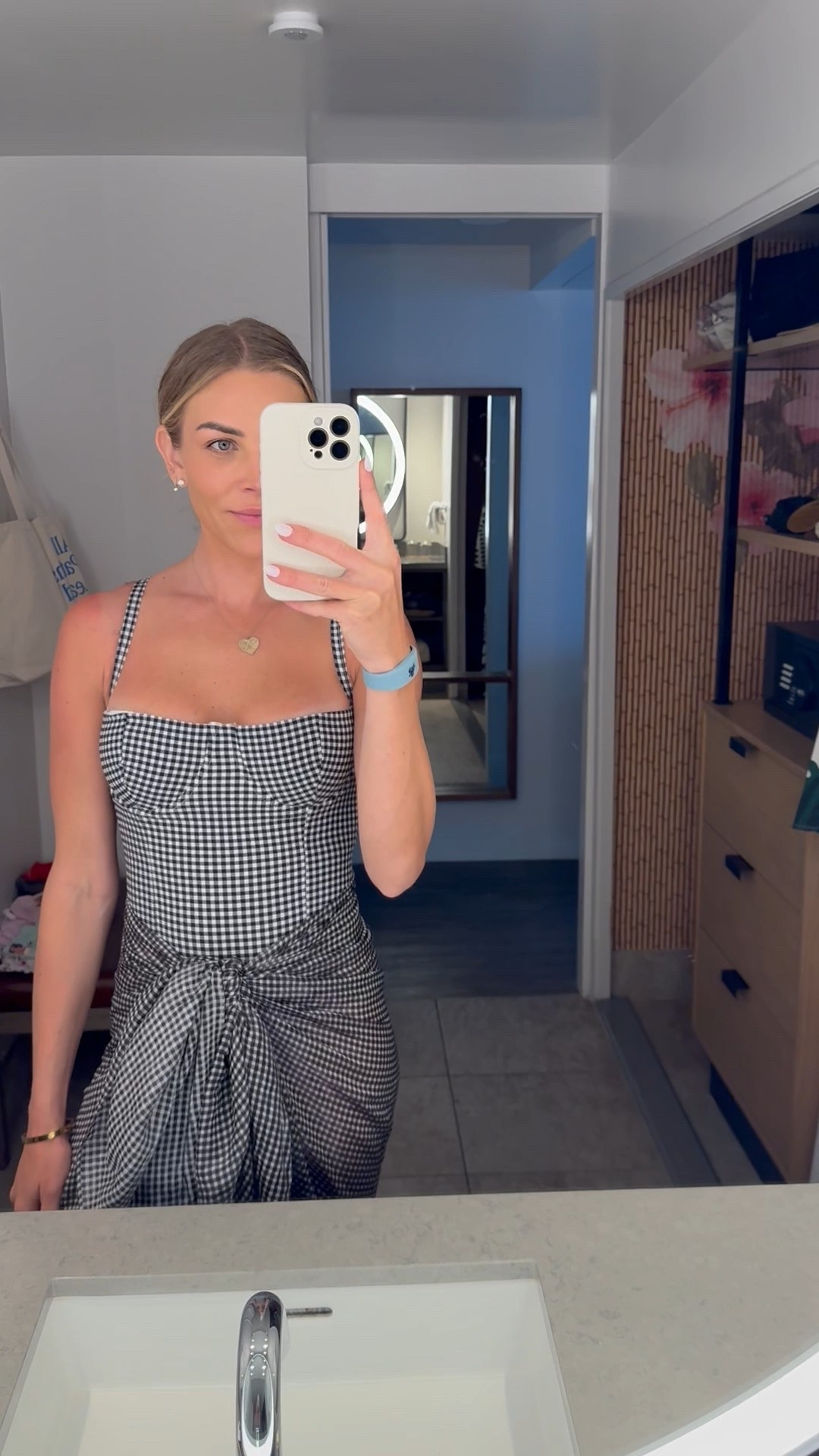 Women's once piece swim- the fit of this is so good!! Wearing a size small 


#LTKSwim #LTKTravel