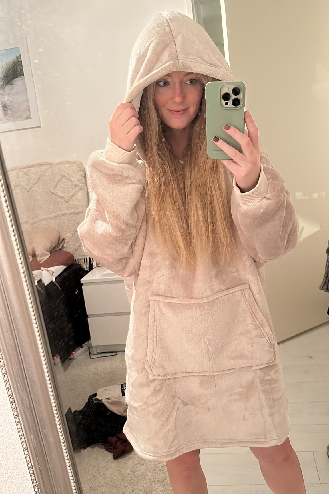 The comfiest 🧸

Oodie, oversized hoodie, fleece hoodie, teddy hoodie, dress hoodie, comfy, homewear, cozy, cosy, beige, sand, neutral, nederland, nederlands #LTKnederland

#LTKhome #LTKunder50 #LTKeurope