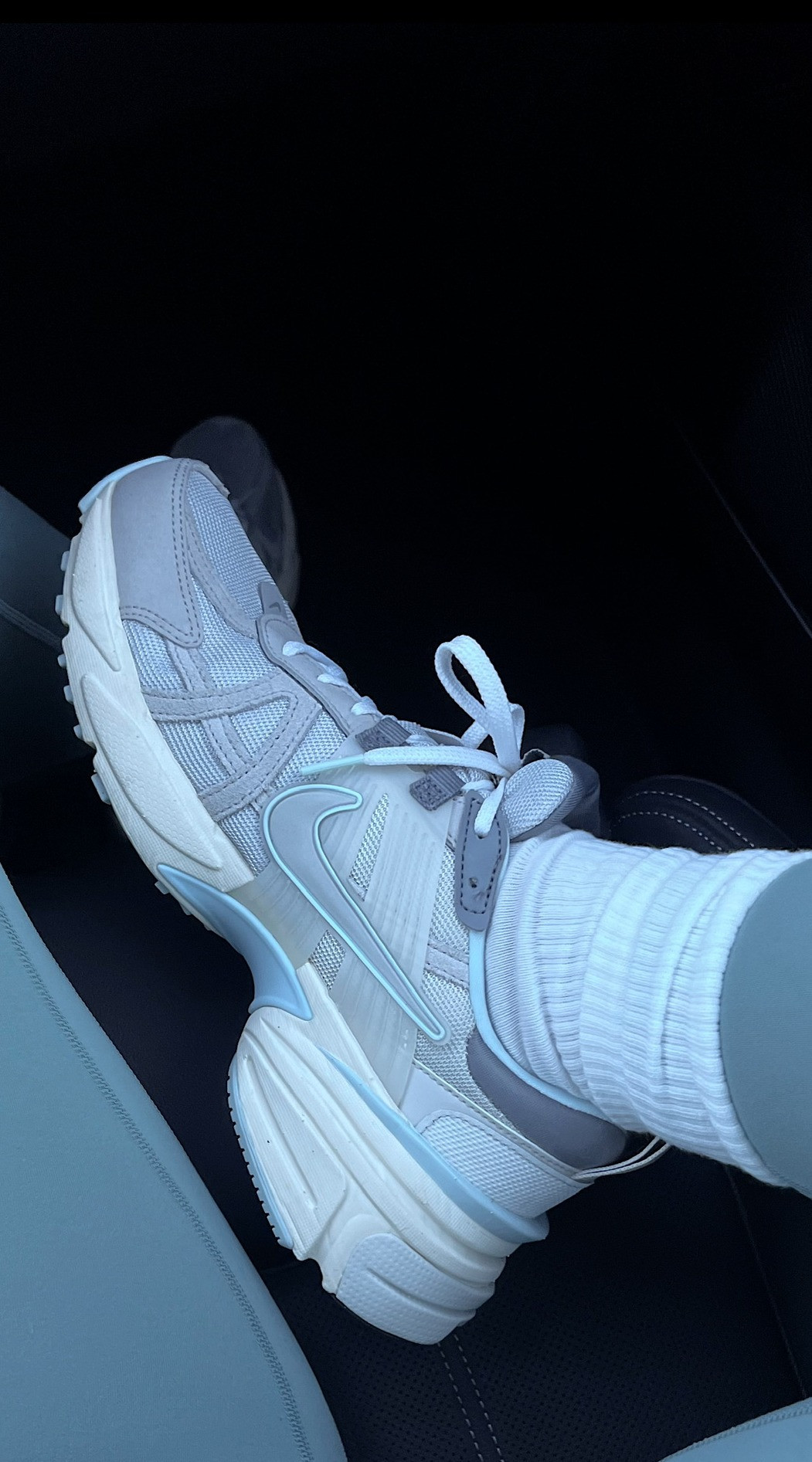 because a girl can never have too many shoes 😉👡👟✨

our most-worn, most-loved, can’t-live-without shoes—all linked for you in one place 💌 tap here to shop our faves! 

 