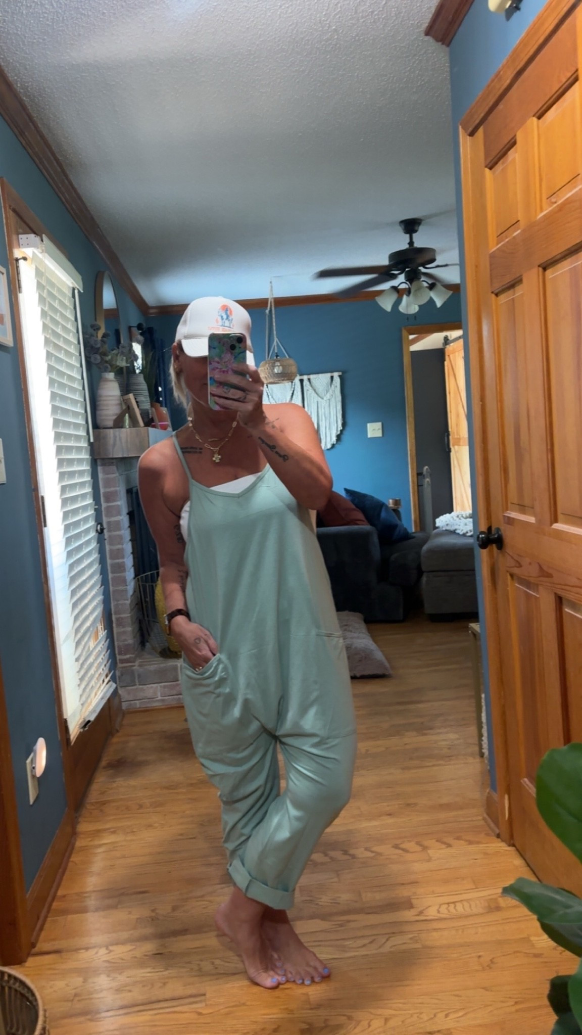 Love me an easy outfit! Put it on and go!
Size: medium

#LTKootd #LTKMidsize #LTKmomlife