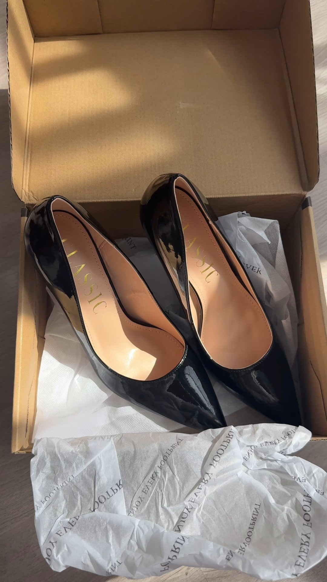 Women's Closed Heels Pointed Toe Pumps High Heels Silver Party Wedding Dress Shoes 4 Inch Slip on Heeled Sandals Platform Crystal Rhinestone Comfort Sexy Lowpointed

#LTKPetite #LTKFindsUnder50 #LTKHoliday