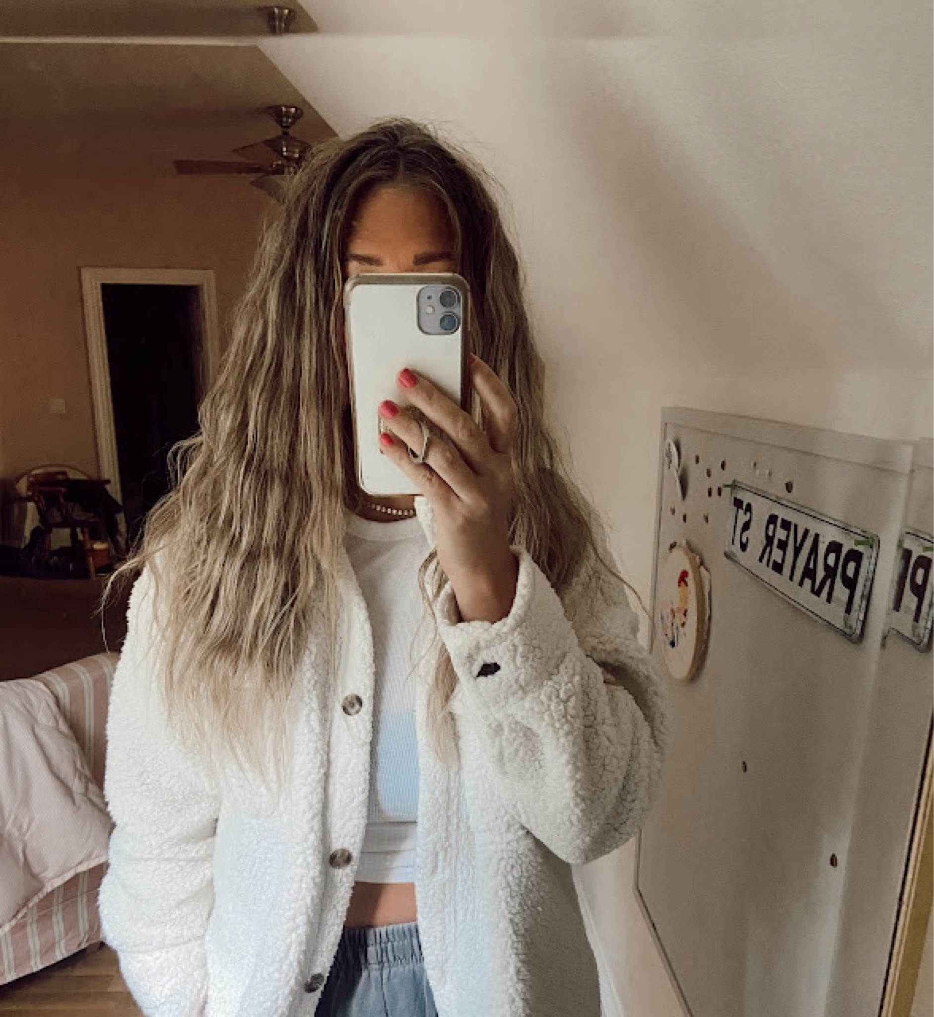 Cozy Teddy sweatshirt 🐻 

#cozy #sweatshirt #beigeaesthetic #cozyaesthetic 

#LTKstyletip #LTKSeasonal