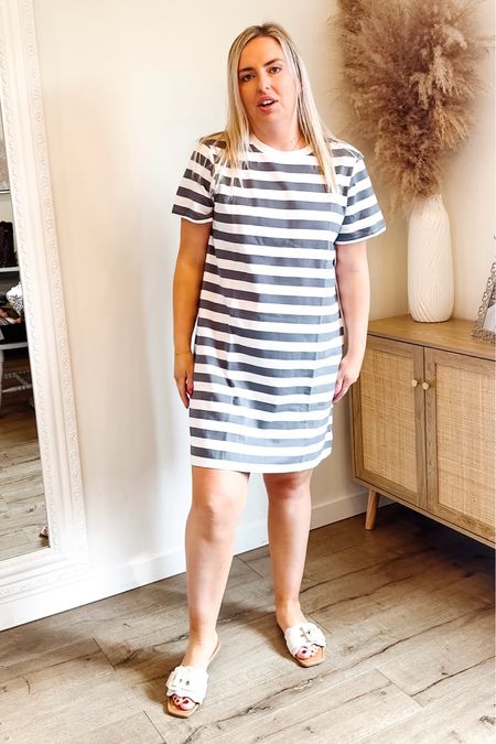 Tshirt dress
Stripe dress
Vacation outfit
Sandals
Casual style
Midsize style

Size large 

#LTKmidsize #LTKfindsunder50 #LTKstyletip