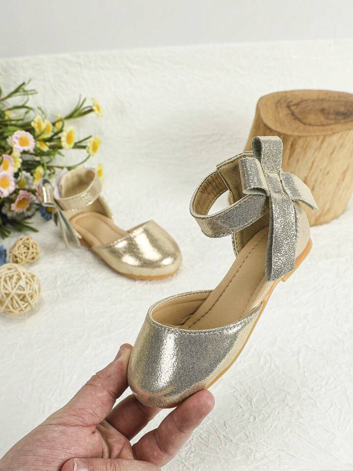 Bebé niñas Zapatillas con tira tobillera con diseño de lazo cierre de gancho y bucle brillante... | SHEIN