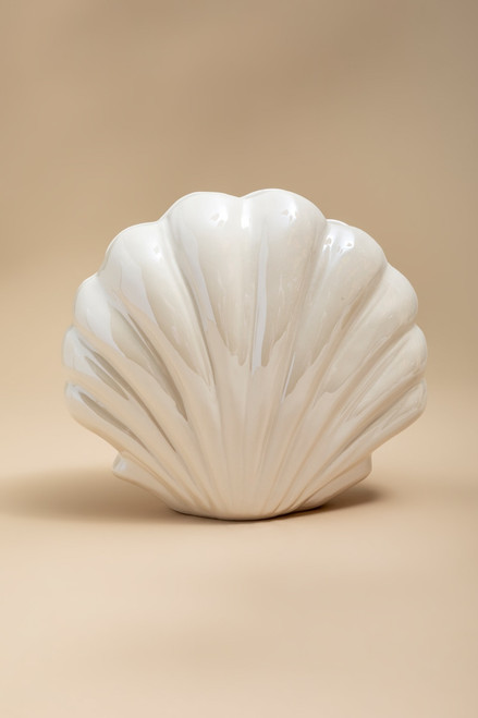 Clam Shell Vase | Francesca's