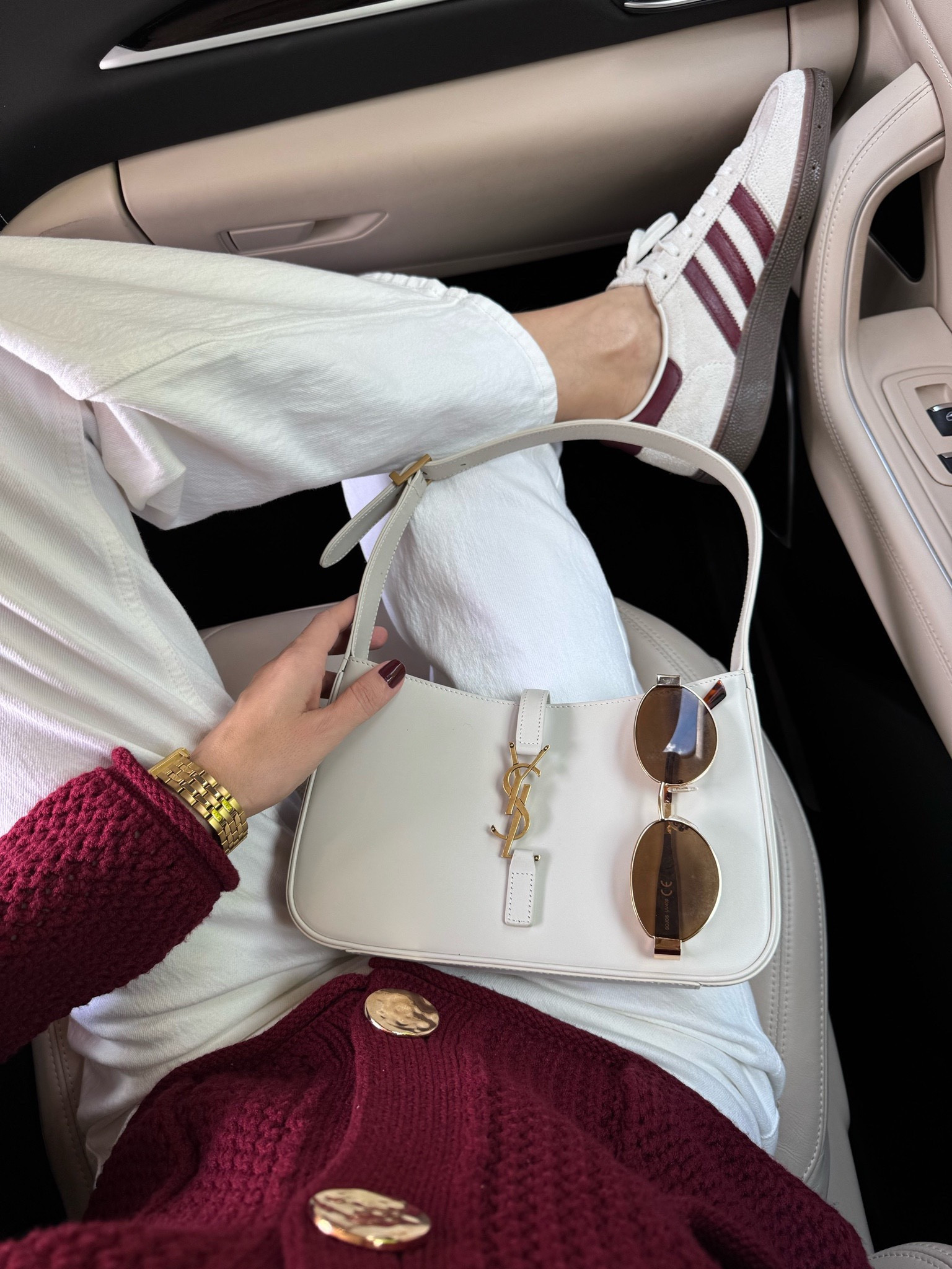 Casual and cute outfit idea 
This Amazon cardigan is adorable and it has the perfect burgundy color 
My new sneakers are stylish and so conceitual a foot support 🙌🏻 




#LTKSeasonal #LTKStyleTip #LTKU