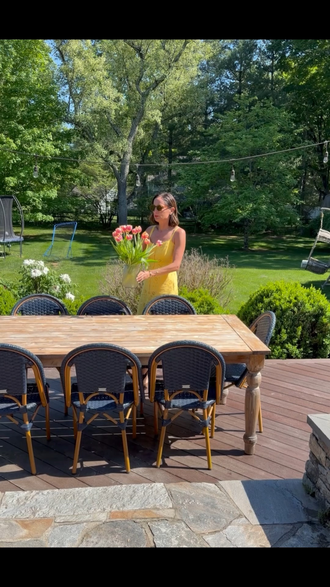 All my summer entertaining picks from @perigold. I buy everything from them - from my outdoor furniture, salad bowls, and couch cushions, to outdoor lighting. #Perigold #PerigoldPartner  @theodore_alexander_official @nambe #theodorealexanderfurniture #nambe
