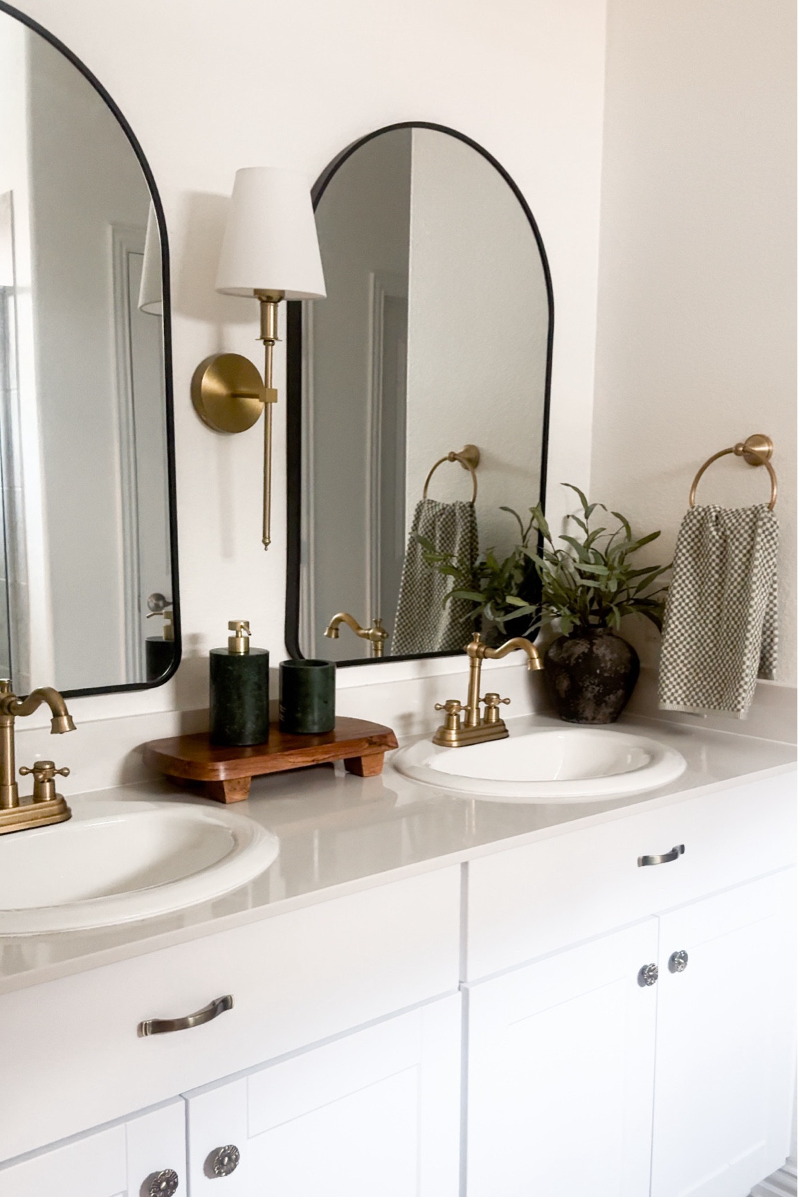 Master bath makeover 

#LTKFindsUnder100 #LTKHome #LTKFindsUnder50