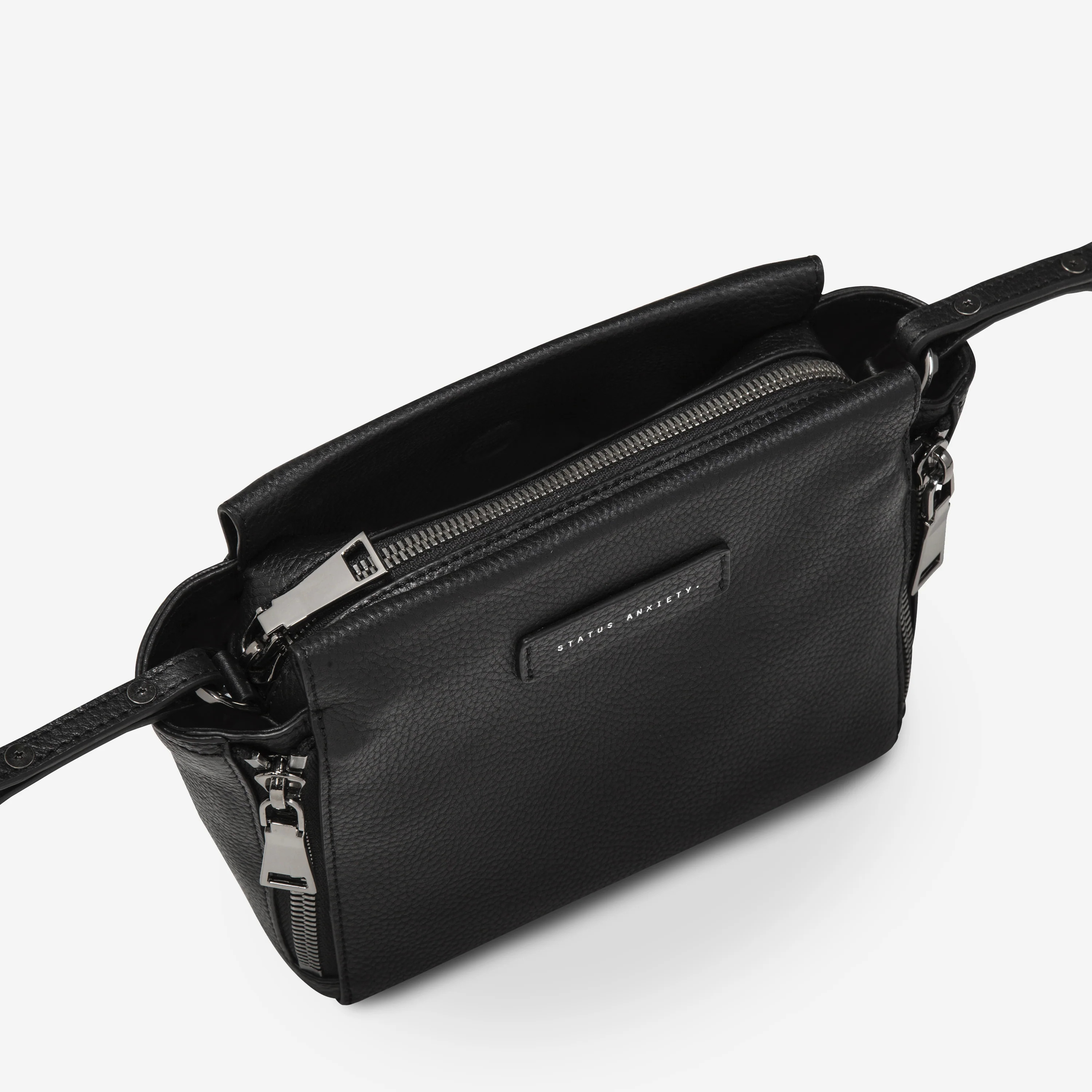 The Ascendants Women's Black Pebble Leather Bag | Status Anxiety® | Status Anxiety 