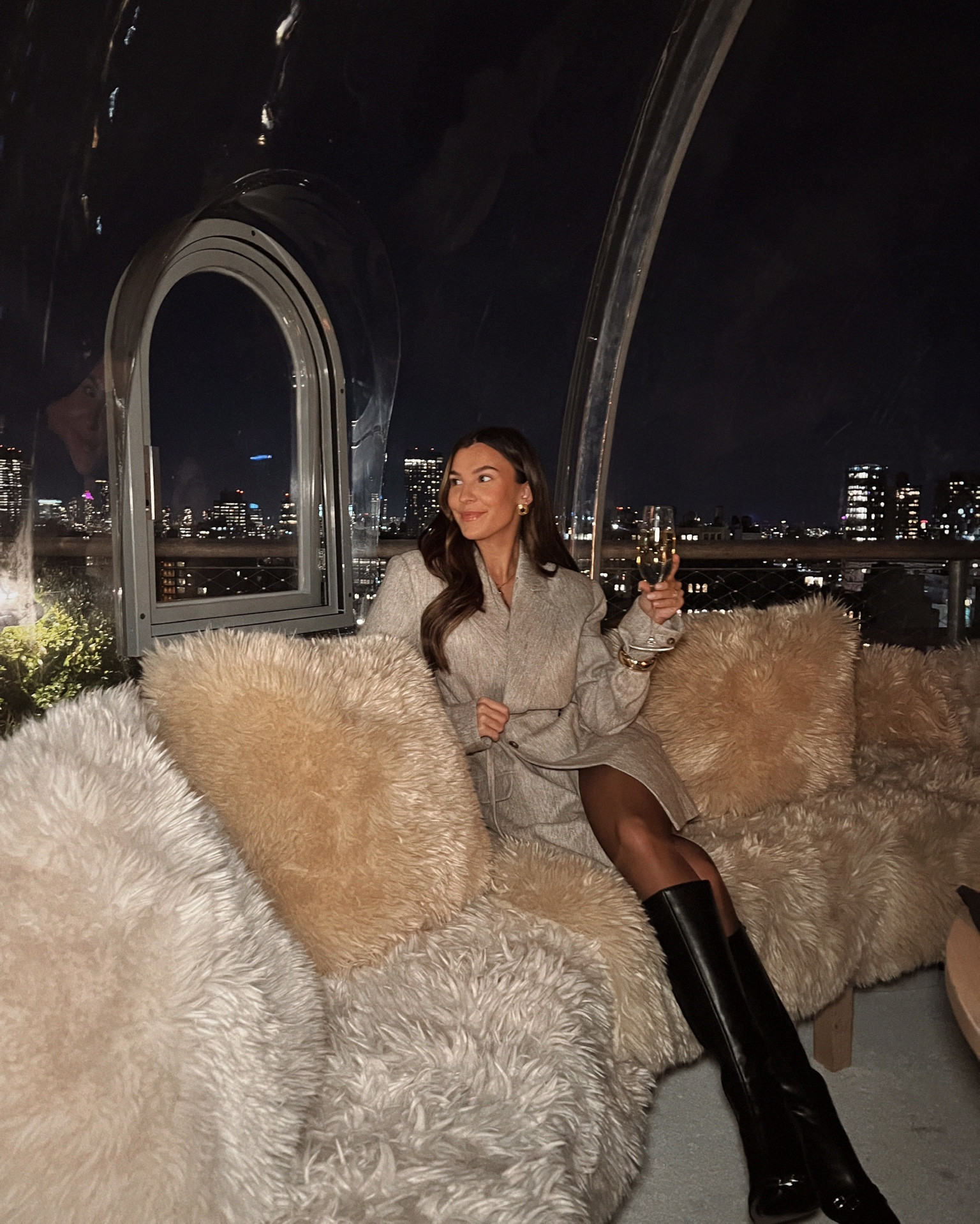 What I wore in NYC, night 1 🥂🌙🌃

#nycoutfit #winterfashion #nightout #ootn 

#LTKFindsUnder100 #LTKStyleTip #LTKSeasonal