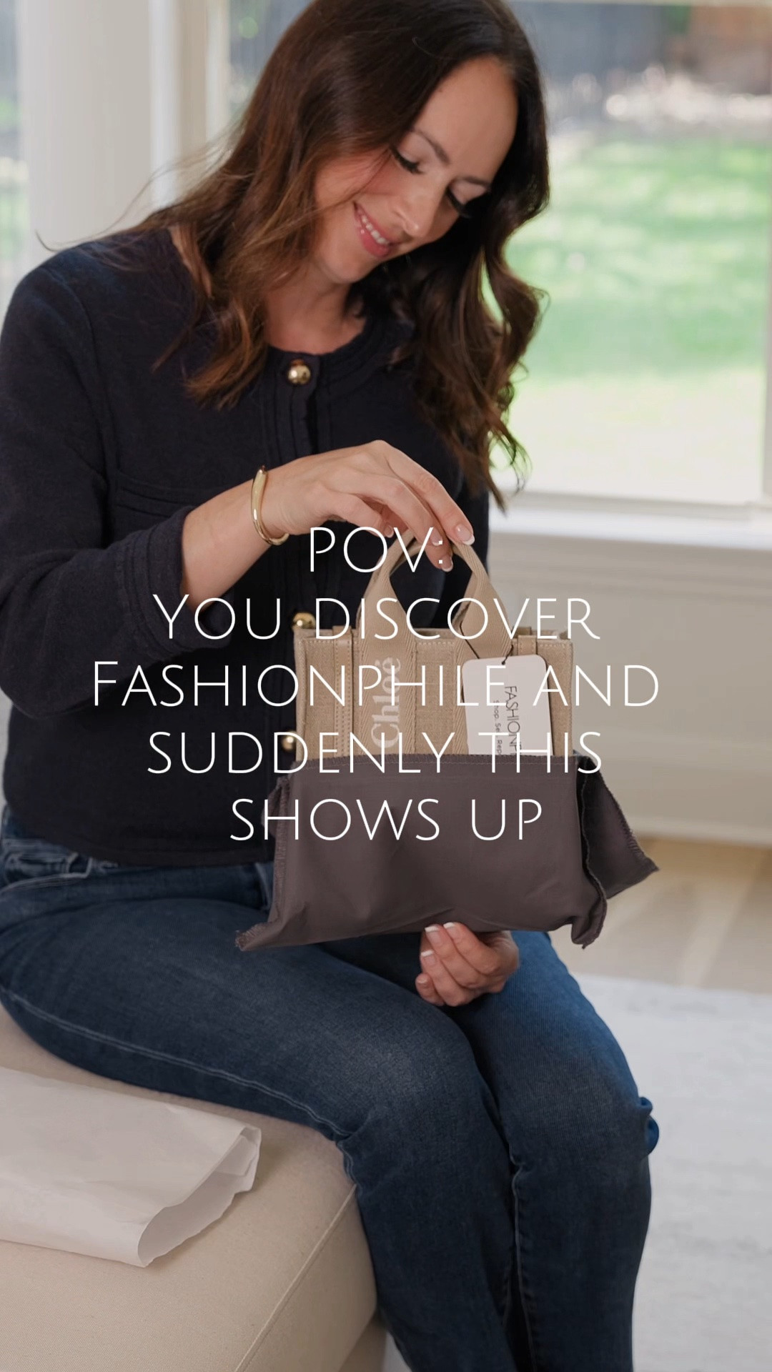 I was just browsing… and somehow ended up unboxing this Chloé summer bag 🤍
Now I understand the Fashionphile obsession—authenticated, curated, and way too hard to resist! 

Designer bag
Summer bag
Chloe
Linen tote

#LTKootd