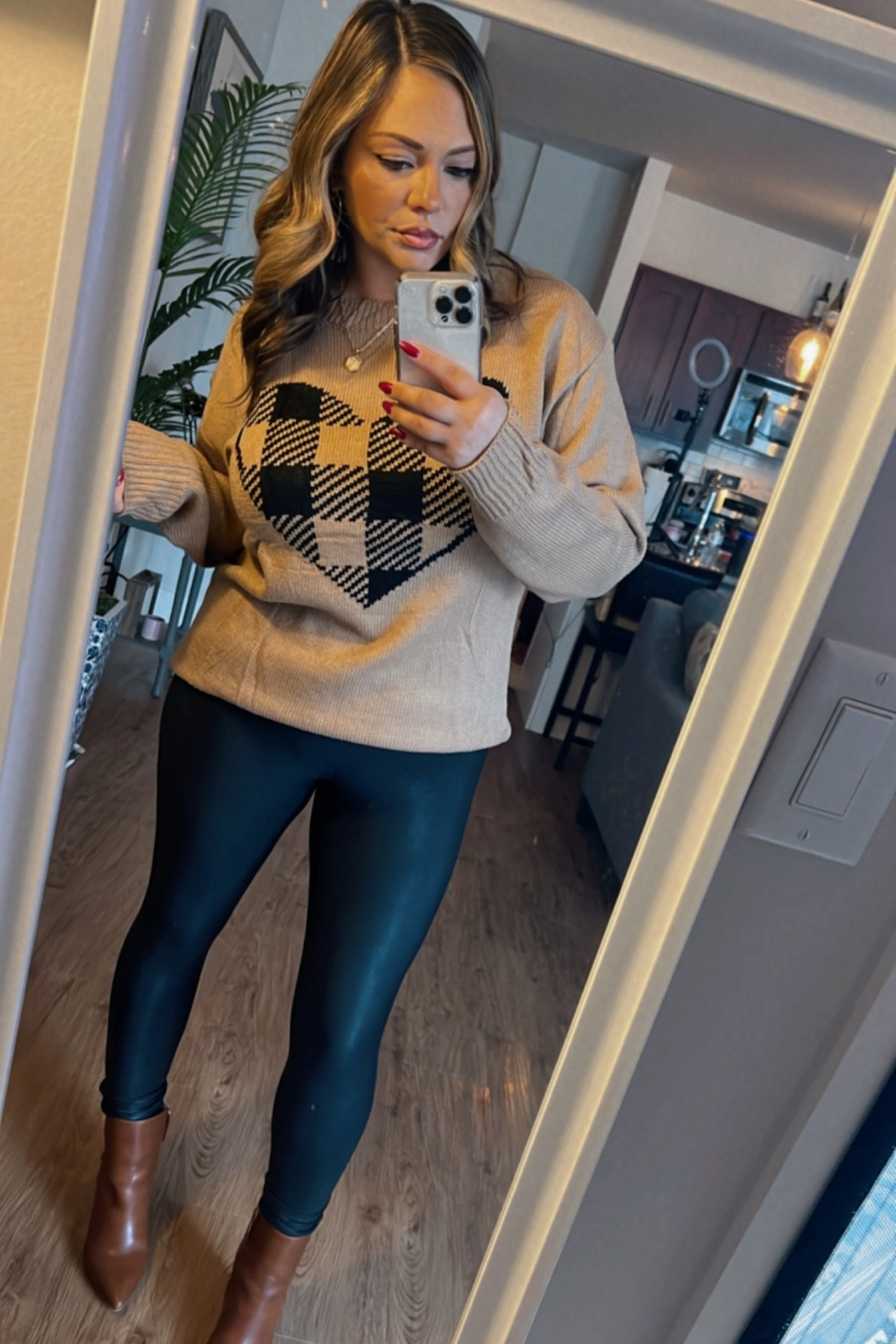Cozy casual fall outfit idea 🧡

#LTKSeasonal #LTKsalealert #LTKHoliday