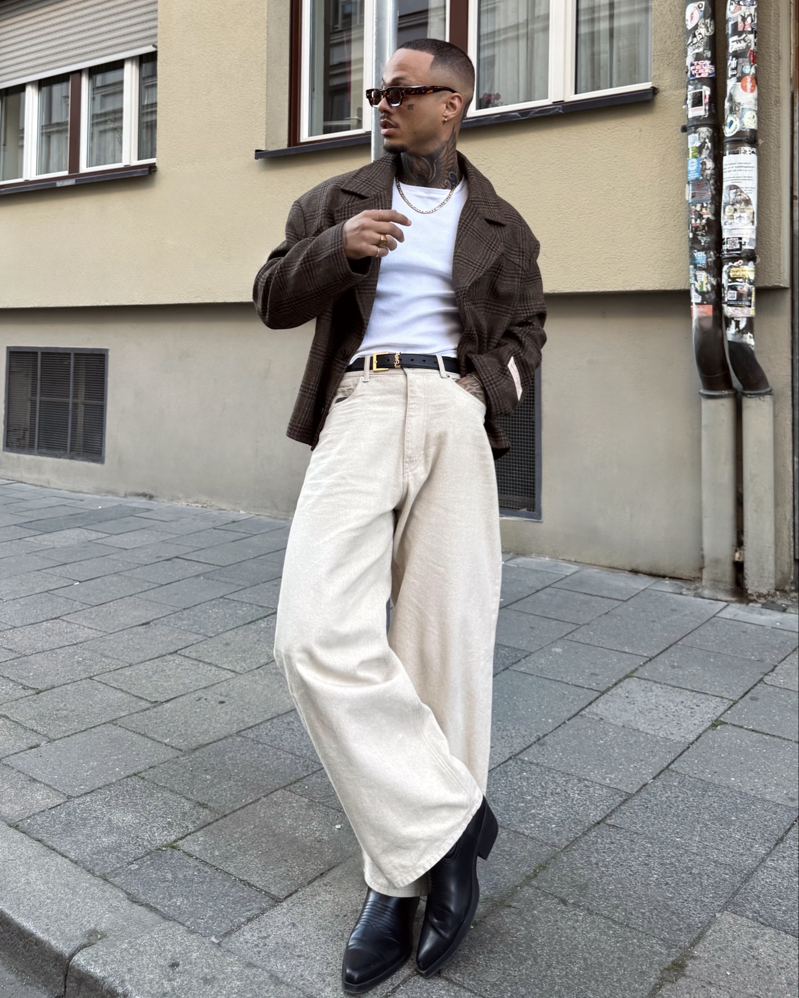 Brown and Beige Blazer Outfit #blazer #leinen #boots 

#LTKeurope #LTKdeutschland #LTKstyletip
