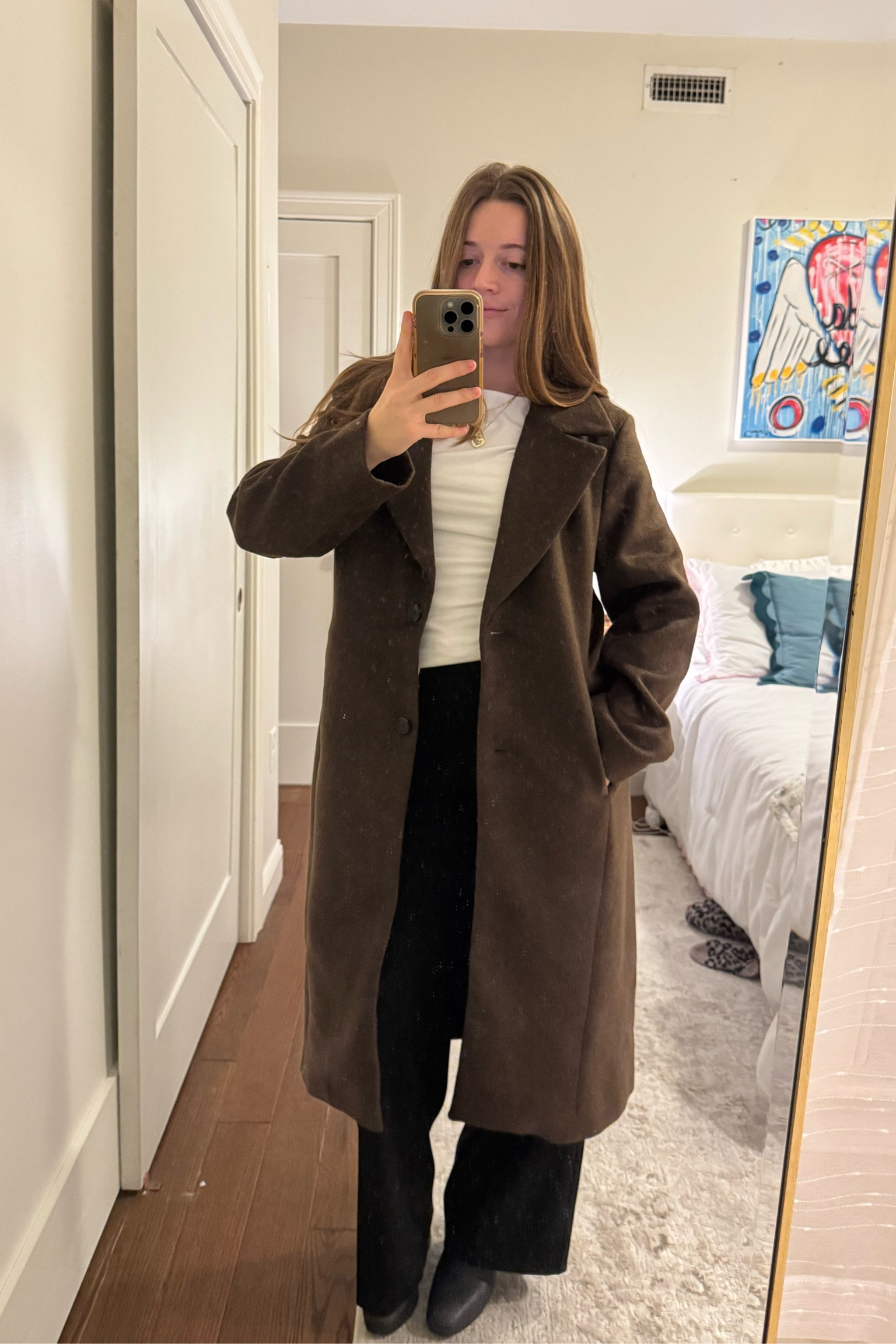 PERFECT long coat from Hollister for the winter season🤎✨

#LTKSeasonal #LTKHoliday #LTKFindsUnder100