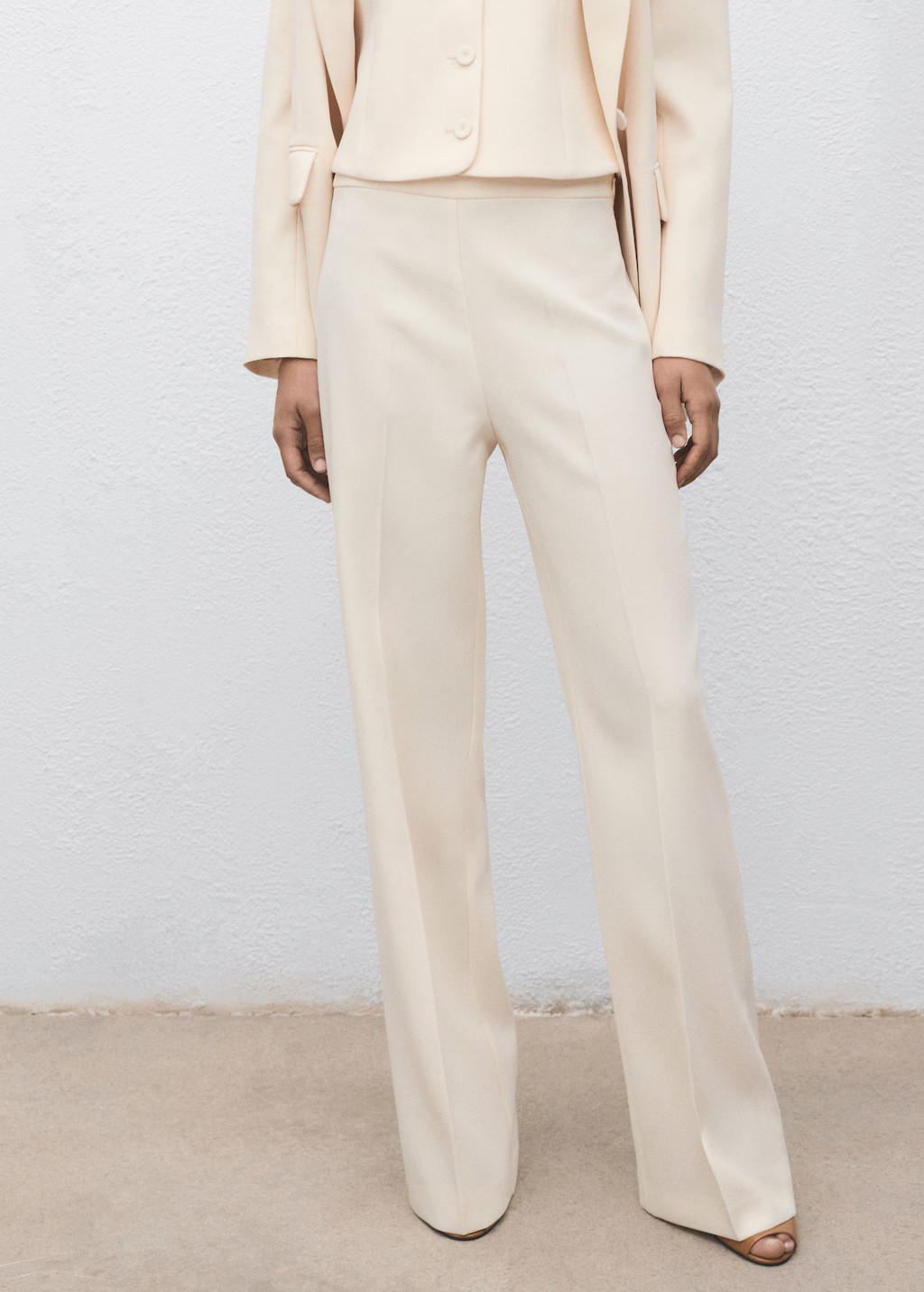 Straight mid-rise suit trousers - Women | MANGO United Kingdom | MANGO (UK)