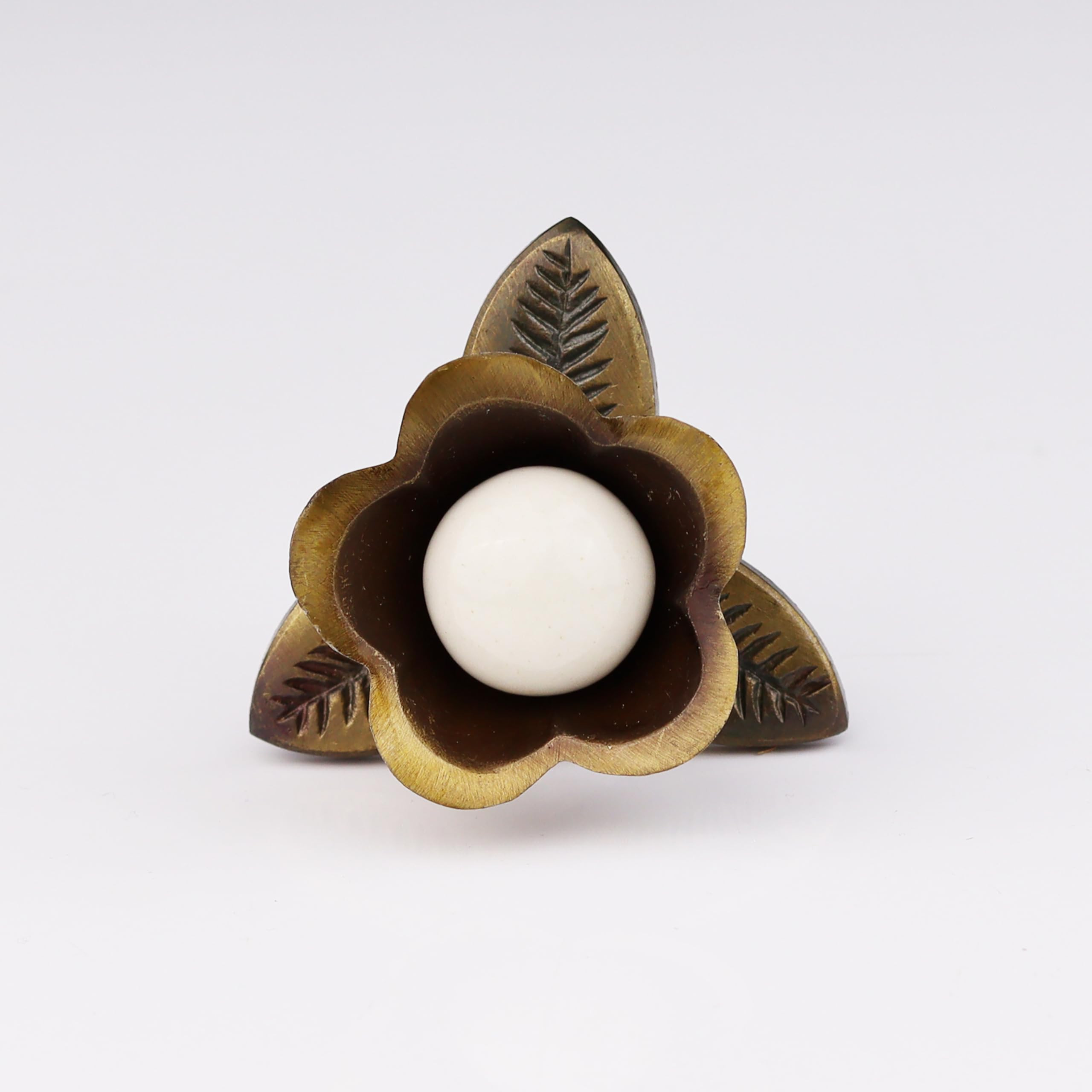 Indian Shelf 6 Piece Bloom Flower Ceramic Antique White Decorative Drawer Pulls Cabinet Handles D... | Amazon (US)