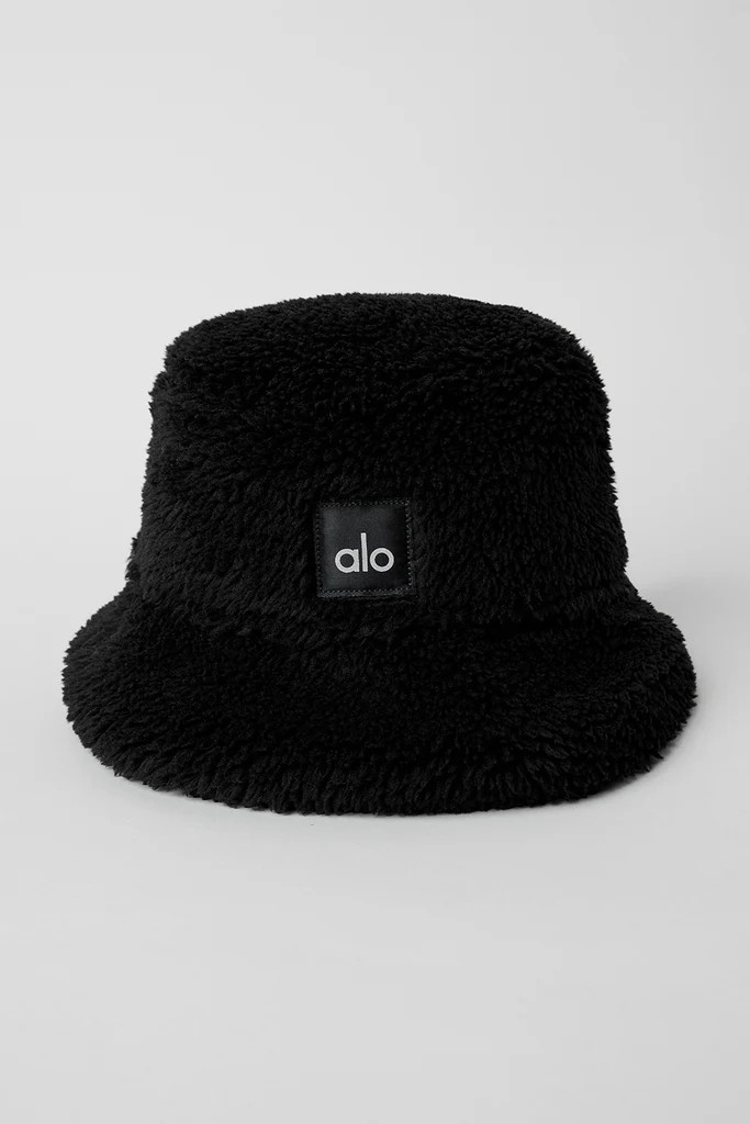 Foxy Sherpa Bucket Hat | Alo Yoga (US)