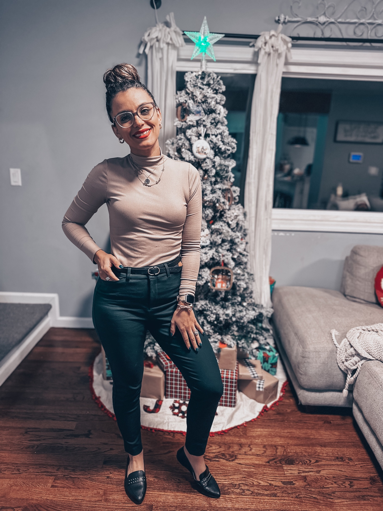 Favorite work pants! #PixiePants #OldNavy #OldNavyFinds #OldNavyPixiePants #WorkPants #WorkWear #OOTD #WorkFit

#LTKHoliday #LTKworkwear #LTKstyletip