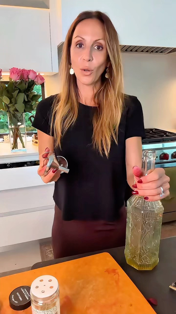 Olive oil is liquid longevity — the ingredient that instantly makes your food (and your life) taste better. If you want to choose a great EVOO, here’s what matters: 🫒✨
✅ Extra virgin
✅ Cold-pressed
✅ Dark glass bottle
✅ Fresh harvest (within a year)
✅ Single origin
✅ That peppery “cough”
Yes, the cough is GOOD — it means the oil is rich in polyphenols, powerful antioxidants that protect your cells, boost longevity, and give EVOO that bold, vibrant flavor. Celebrate the cough. That’s the good stuff.
Today I’m using Partanna, a Sicilian favorite I’ve loved for years.
Not paid… but they truly should be. 🇮🇹💚
It’s fruity, peppery, honest, and high in polyphenols — you can taste the quality. 

 #LTKHoliday #LTKHome