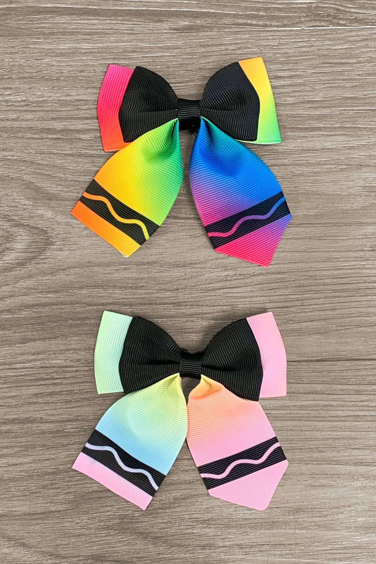 Crayon Trendy Bows - RAINBOW! | Sparkle In Pink