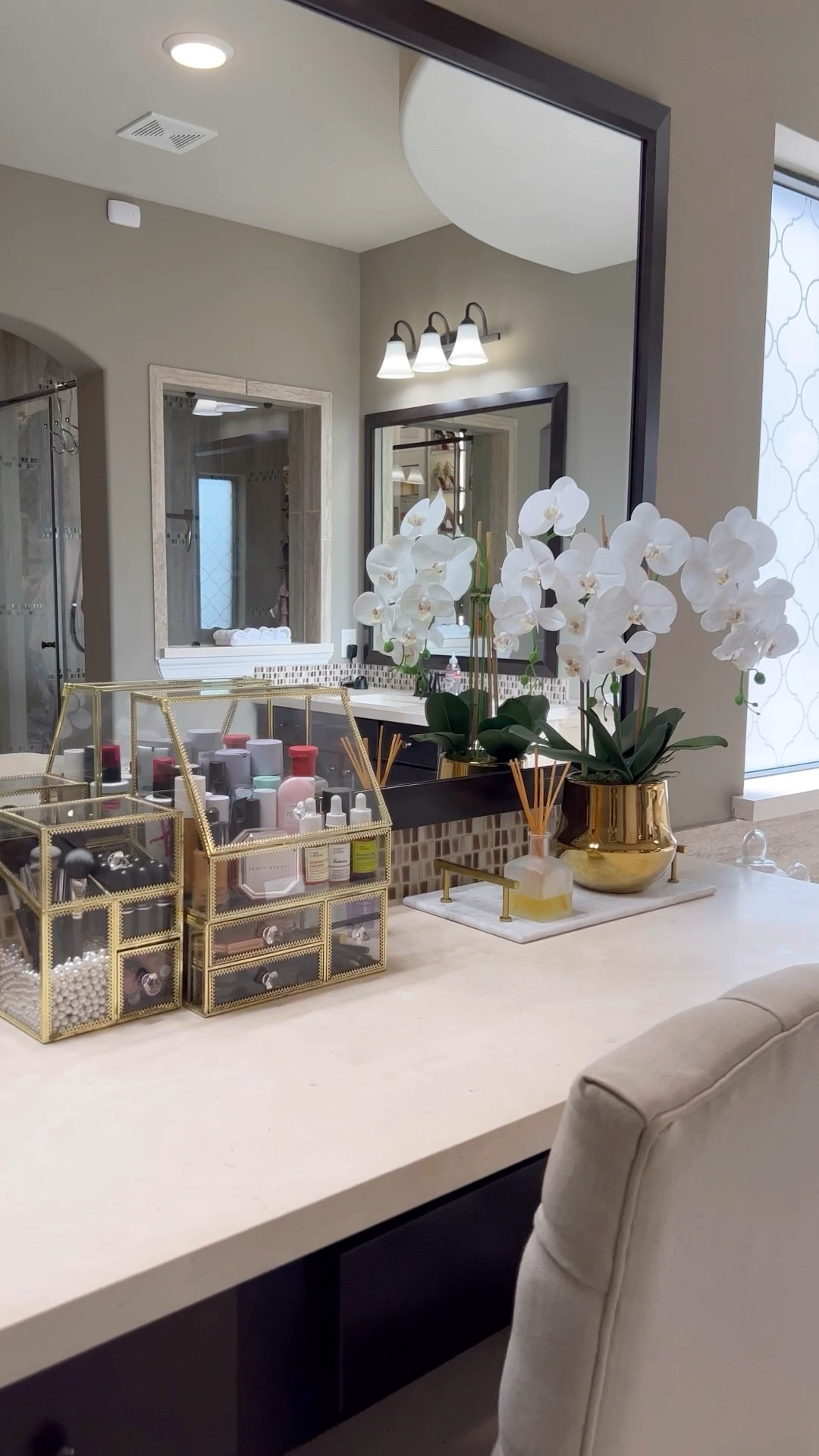 Shop my makeup organizer, makeup and skincare products #ltkbeauty #ltkhome #getorganized #homedecor #vdaygifts #valentinesday

#LTKGiftGuide #LTKsalealert #LTKFind