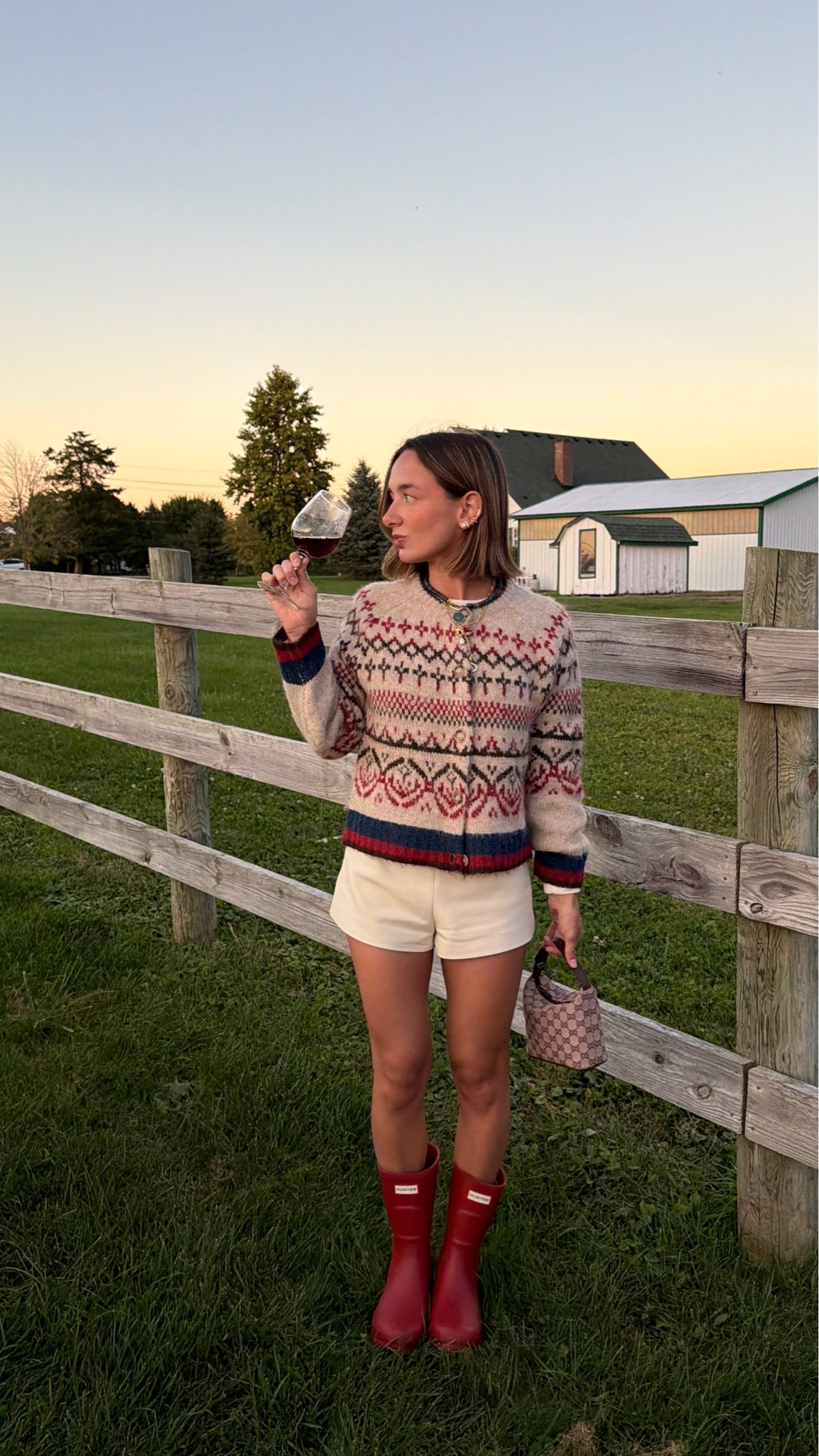 XS sweater 0 shorts! Bag is vintage