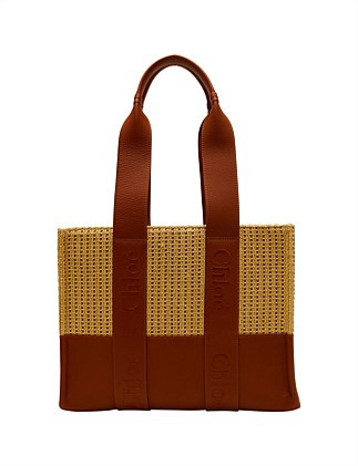 Chloé Woody Raffia Medium Tote Bag | David Jones | David Jones (Australia & New Zealand)
