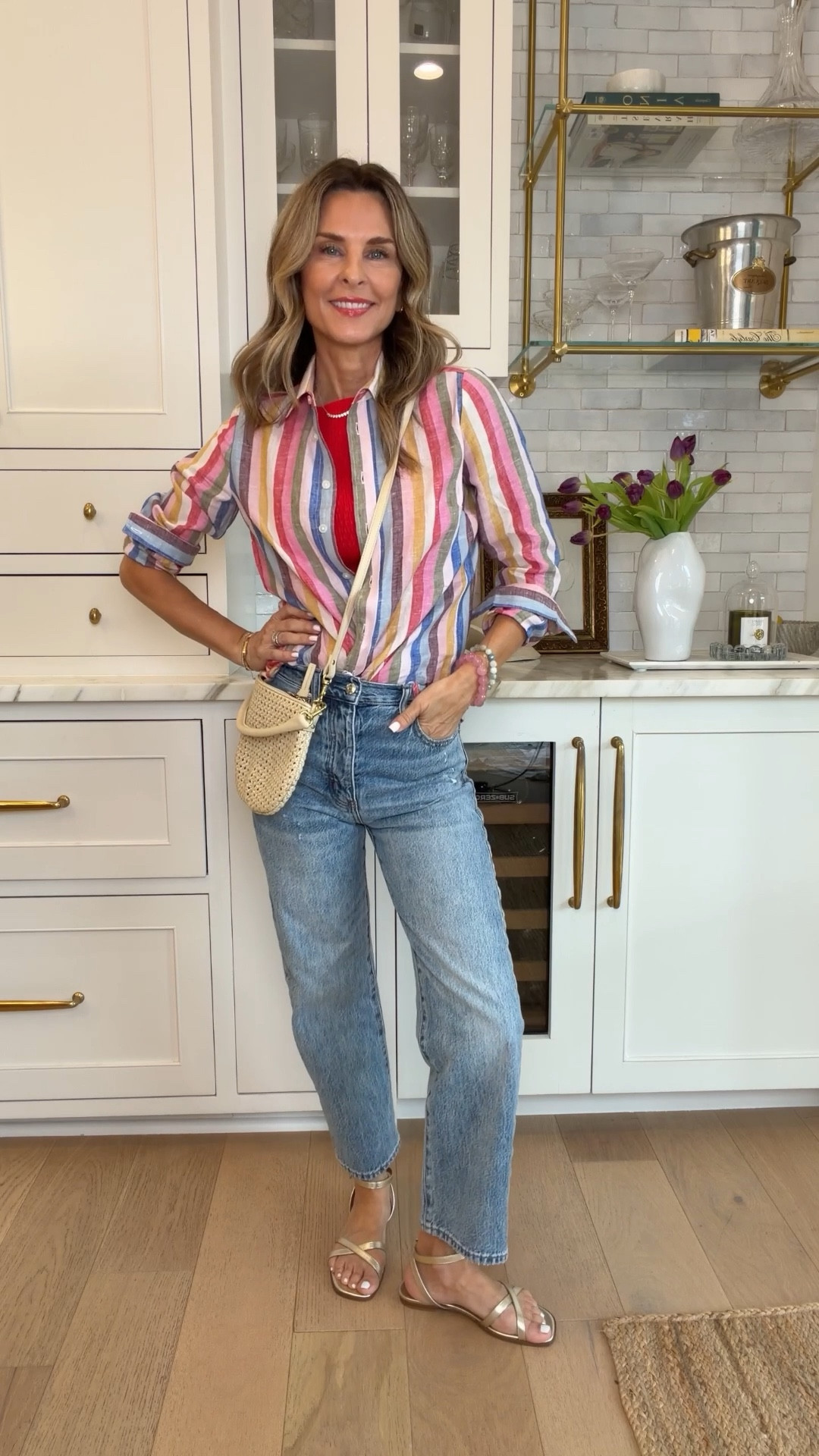 -Linen  button-up XS
-High waisted crop jeans TTS Code TAMMY15
-Red tank 
-Crossbody bag 
-metallic flats 


#LTKOver40 #LTKgrwm #LTKootd