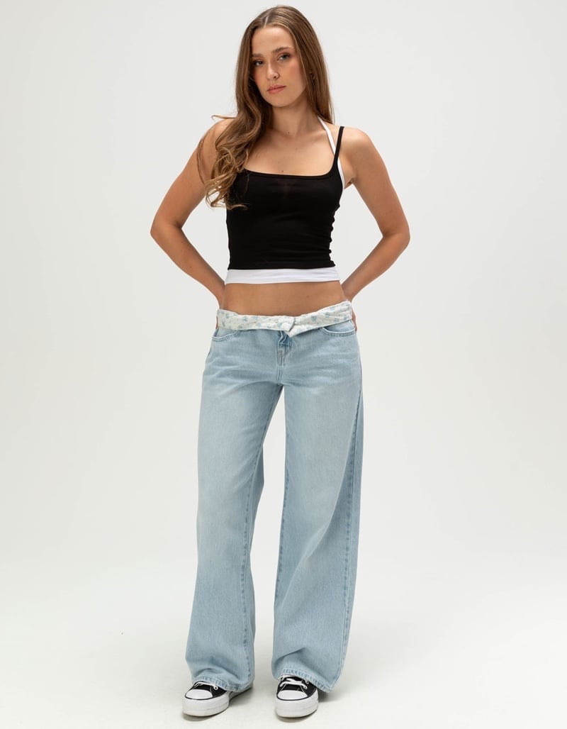 4 for $25 basic tops at Tilly’s 💛

#LTKSaleAlert #LTKootd #LTKgrwm