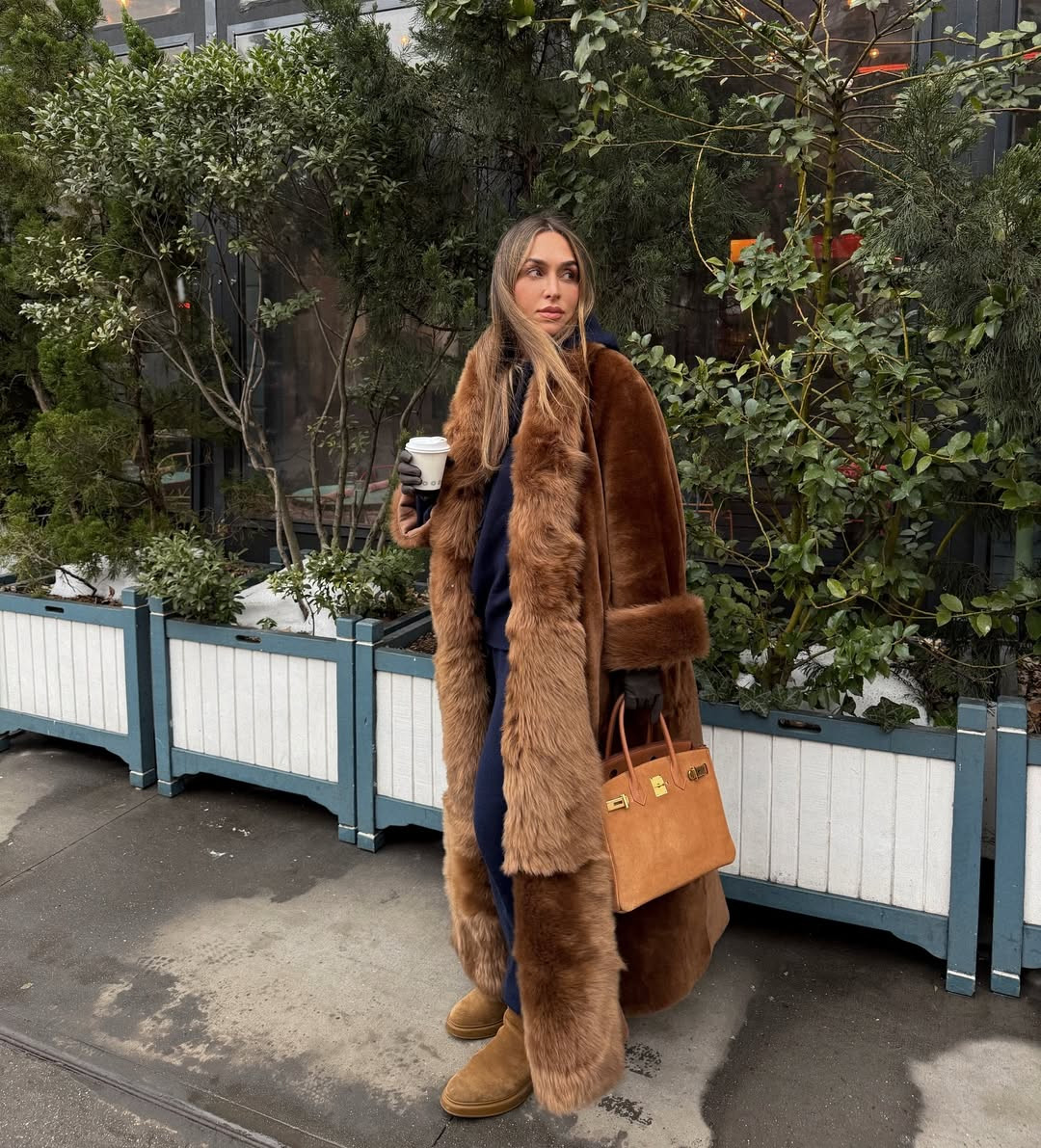 honey I’m home 🗽🚕🍎 

 #LTKNYFW #LTKgrwm #LTKootd