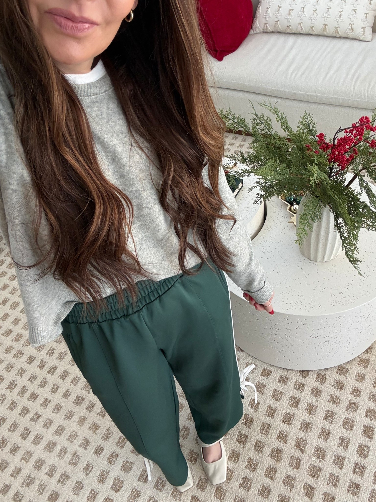 Easy and simple ootd for church!🫶🏼✨🎄 all of these pieces are older, so I’m going to link similar🫶🏼
.
.
Festive, holiday outfit, track pants, simple outfit, casual outfit, festive outfit 

#LTKootd #LTKdayinmylife #LTKHoliday