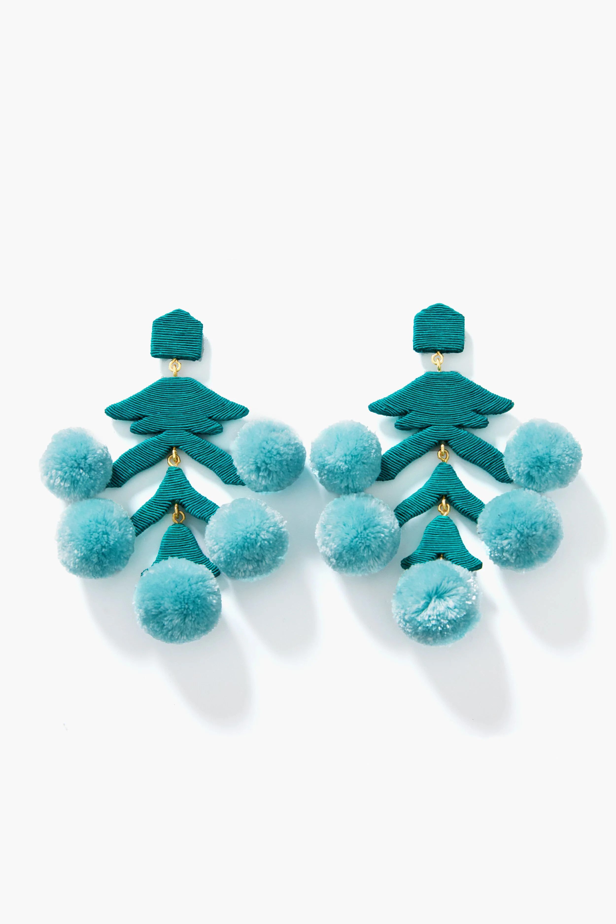 Lagoon Jasmine Earrings | Tuckernuck (US)