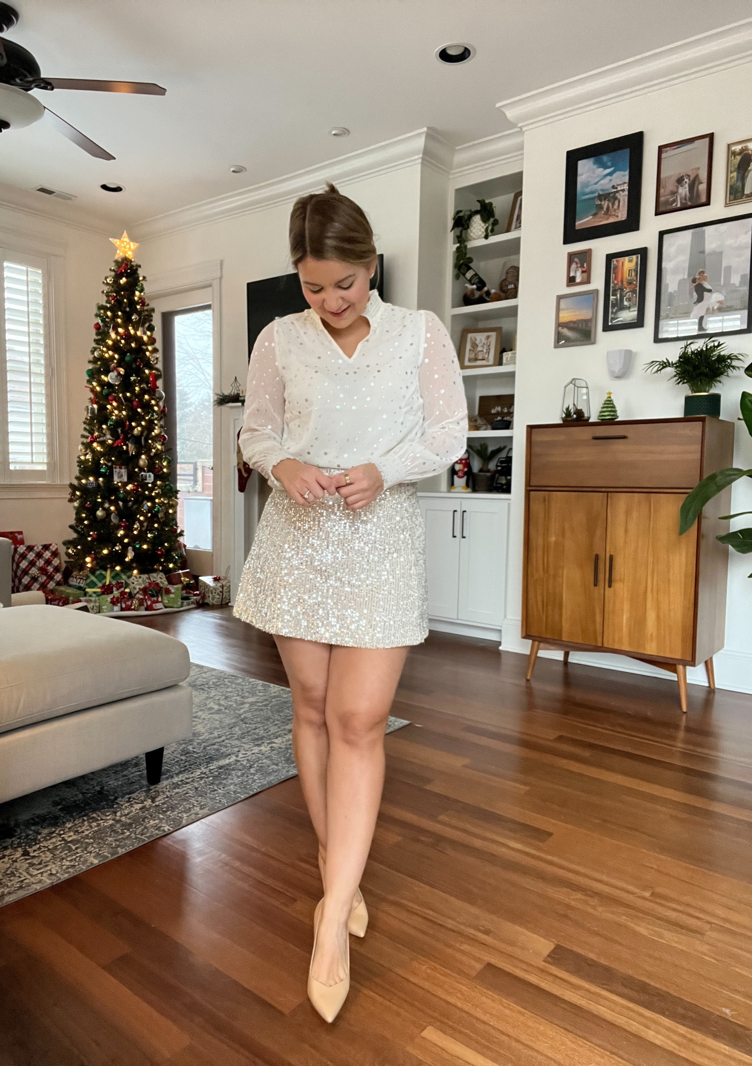Top - petite small
Skirt - petite 0 (50% off!)

#LTKHoliday #LTKsalealert #LTKunder100
