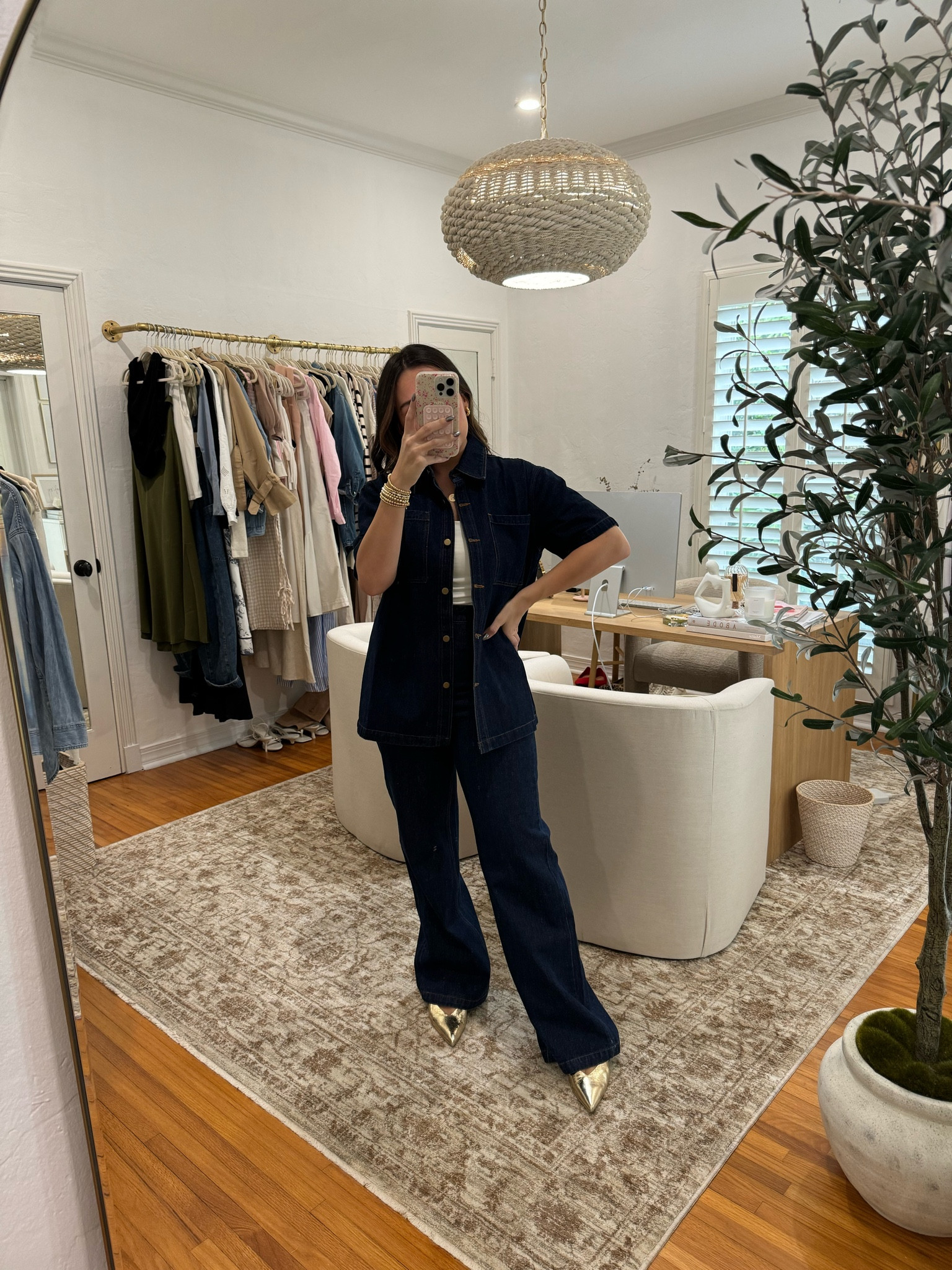 Size medium top 6 jeans but need size 8 o feel they run smaller! Use code laurenp20 

#LTKFindsUnder100 #LTKFindsUnder50