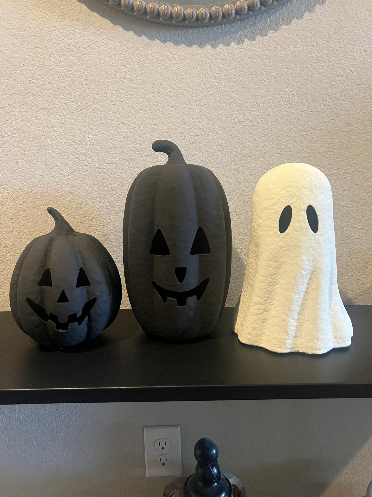 SO READY FOR HALLOWEEN 

#LTKFindsUnder50 #LTKSeasonal #LTKHome