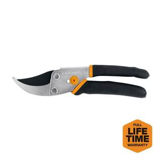 Fiskars 5/8 in. Cut Capacity Classic Bypass Hand Pruning Shears 391091-1011 - The Home Depot | The Home Depot