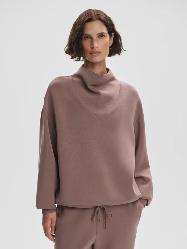 Betsy Sweat186 ReviewsAn elevated alternative to the classic sweat in our signature DoubleSoft® ... | Varley US