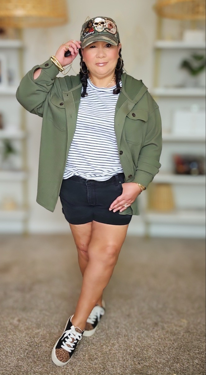 Linked shorts and tee only

#LTKstyletip #LTKSeasonal