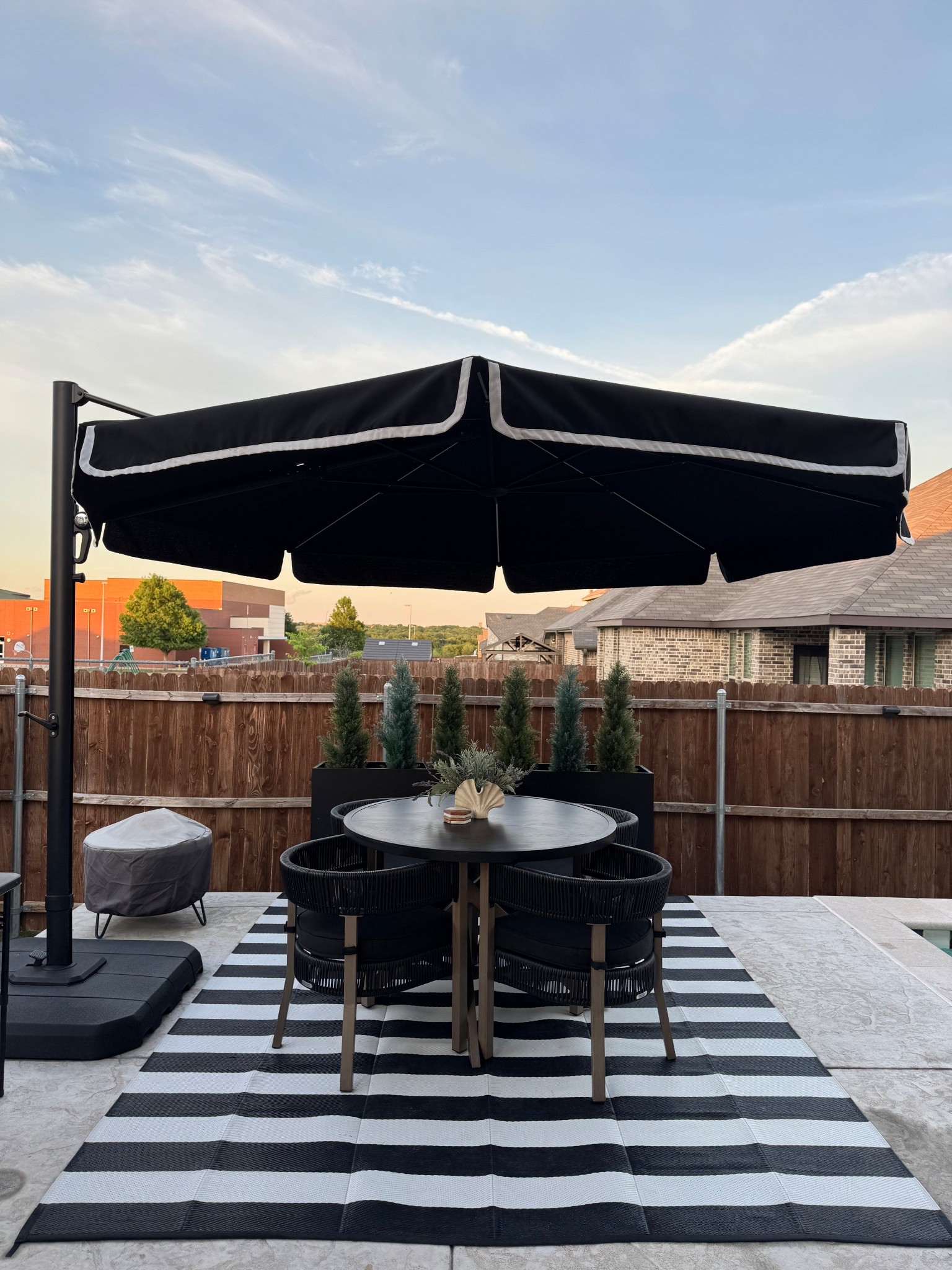 Better Homes & Gardens Tarren 5 Piece Outdoor Dining Set, Black

#LTKSaleAlert #LTKHome #LTKSeasonal