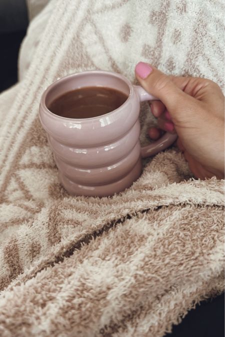 Coziest blanket and coffee. >>>

#LTKhome #LTKGiftGuide #LTKfindsunder50